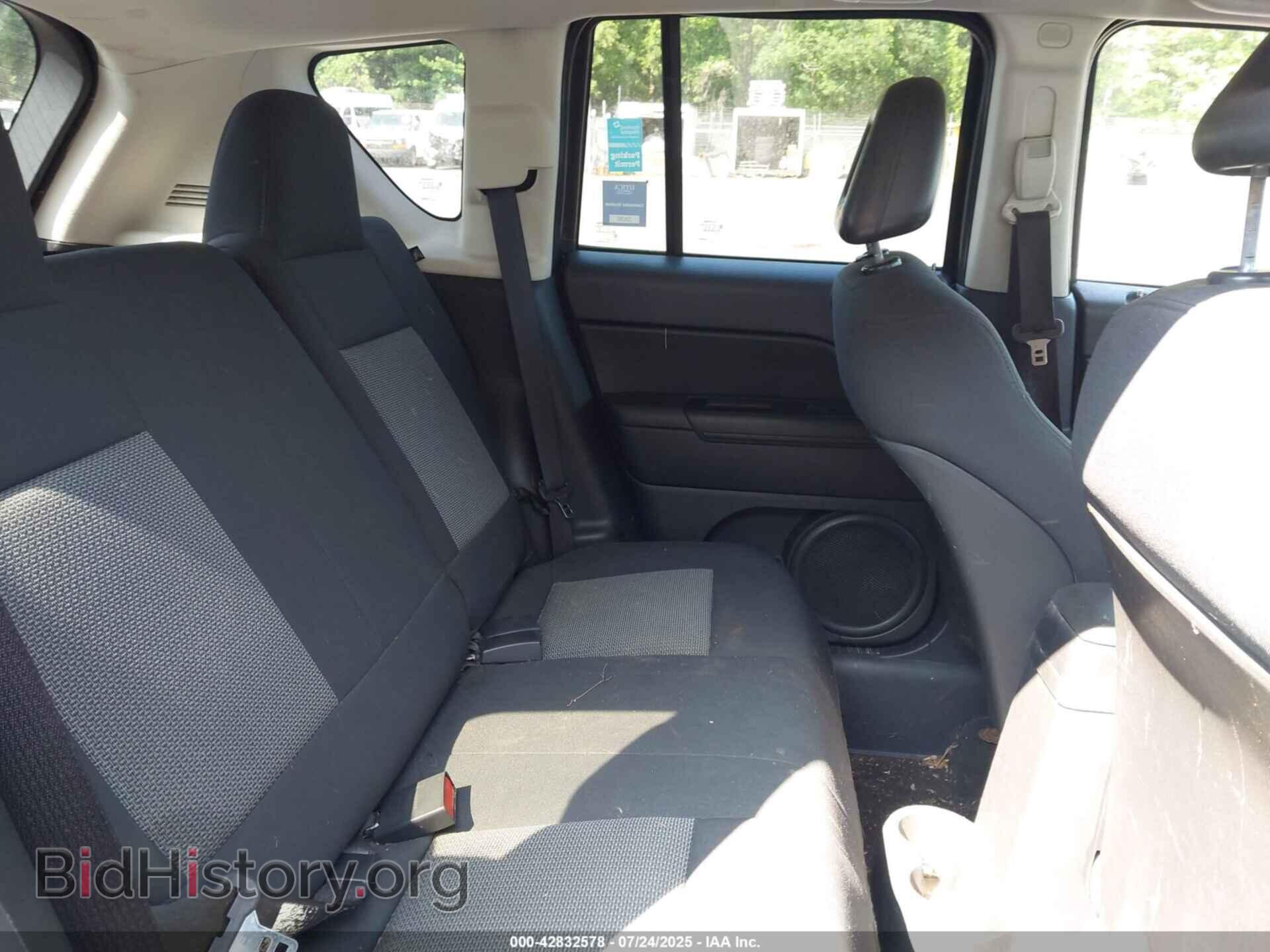 2009 JEEP COMPASS - VIN: 1J4FF47BX9D192597 - Фото 8