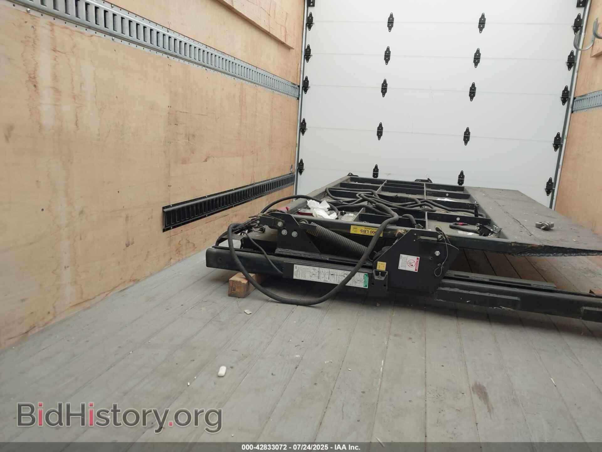 2019 FORD E-350 CUTAWAY - VIN: 1FDWE3F67KDC70889 - Фото 3