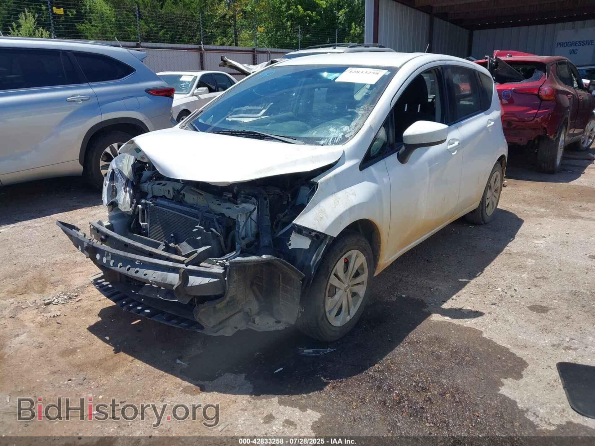 2019 NISSAN VERSA NOTE - VIN: 3N1CE2CP0KL358419 - Photo 2