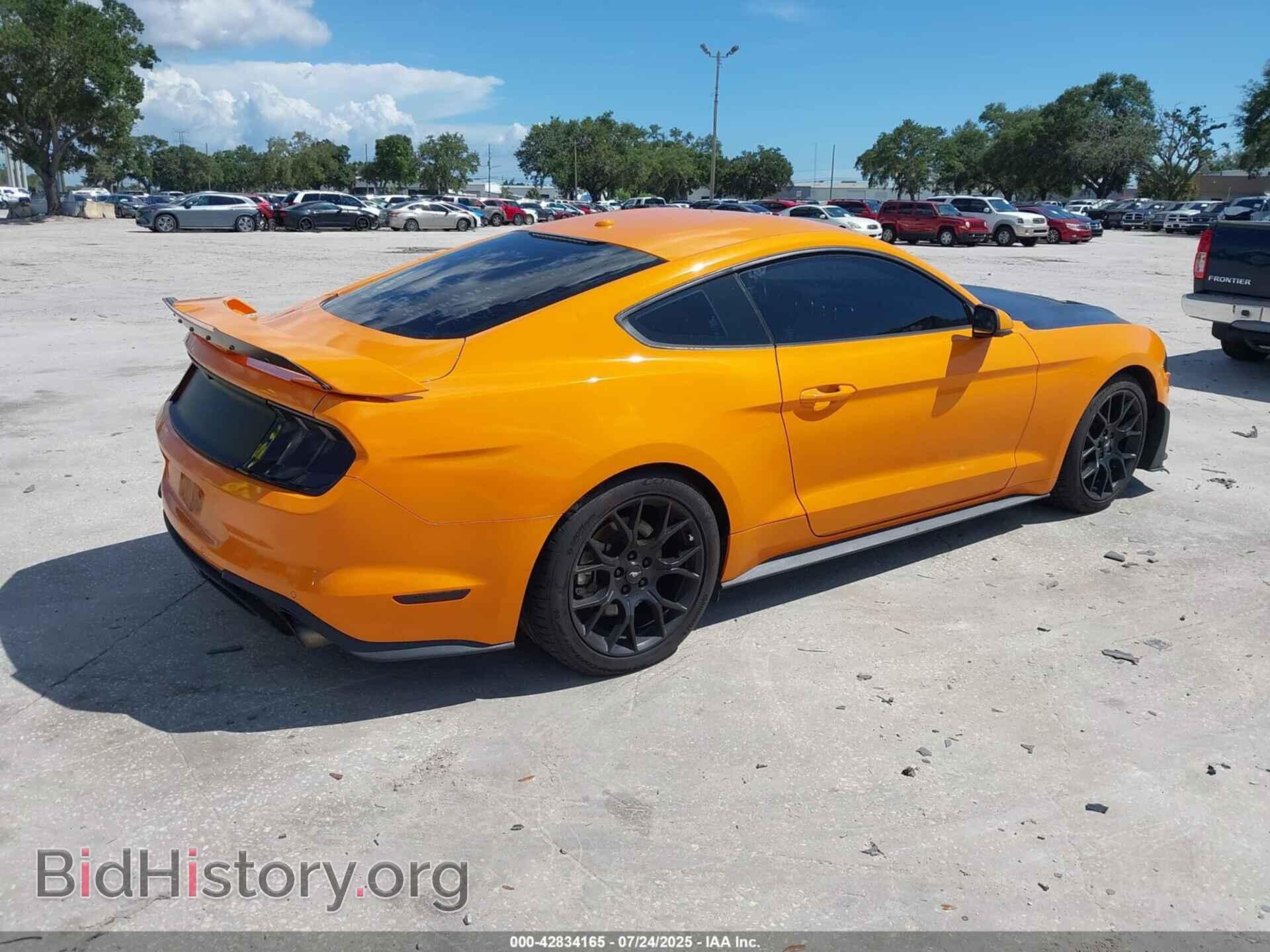 2018 FORD MUSTANG - VIN: 1FA6P8TH8J5102307 - Фото 4