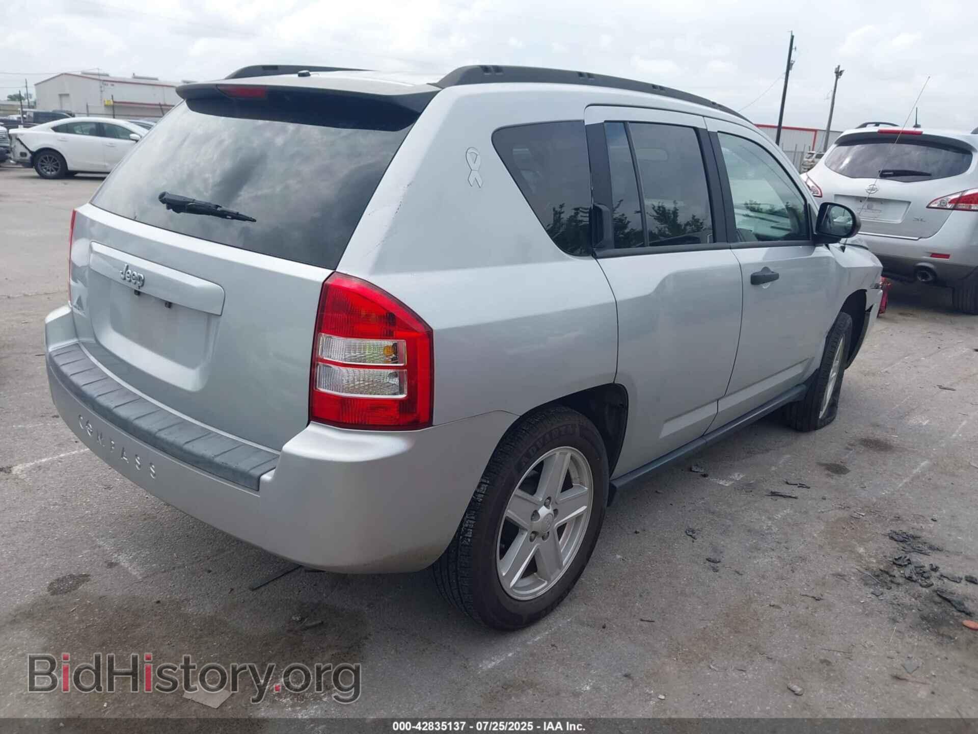 2007 JEEP COMPASS - VIN: 1J8FT47W77D153733 - Фото 4