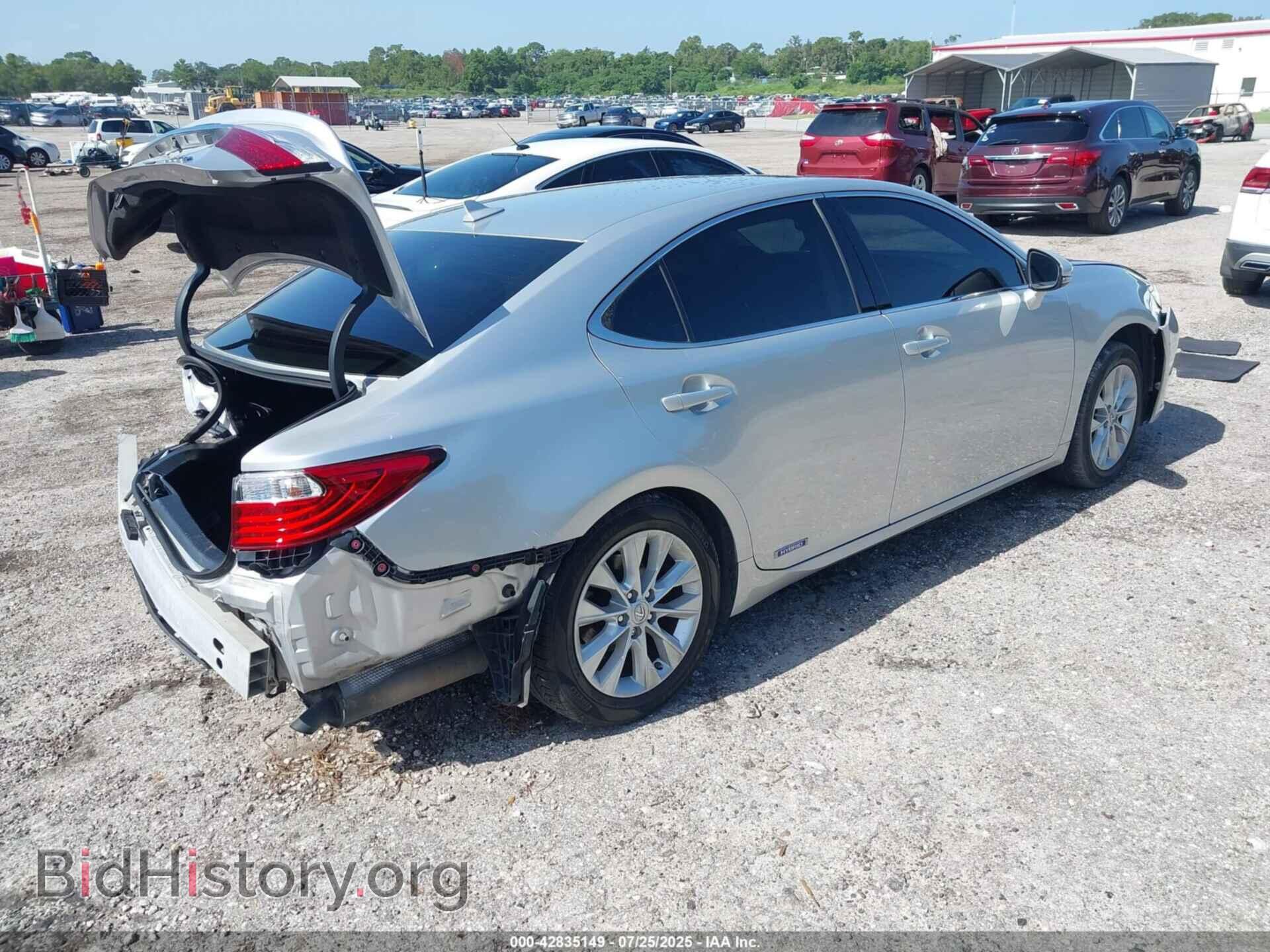 2013 LEXUS ES 300H - VIN: JTHBW1GG7D2016740 - Photo 4