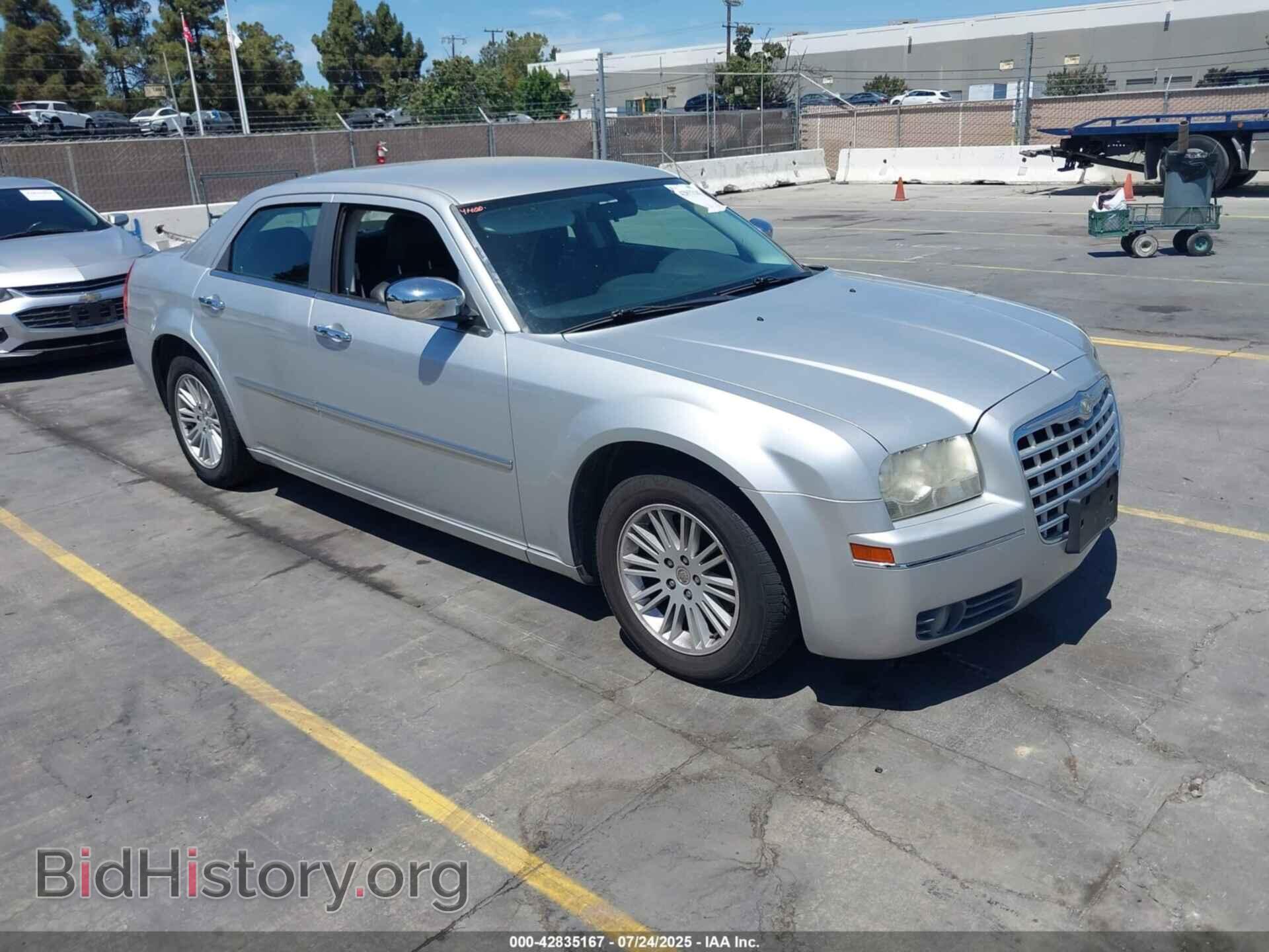 Photo 2C3CA5CV2AH180310 - CHRYSLER 300 2010