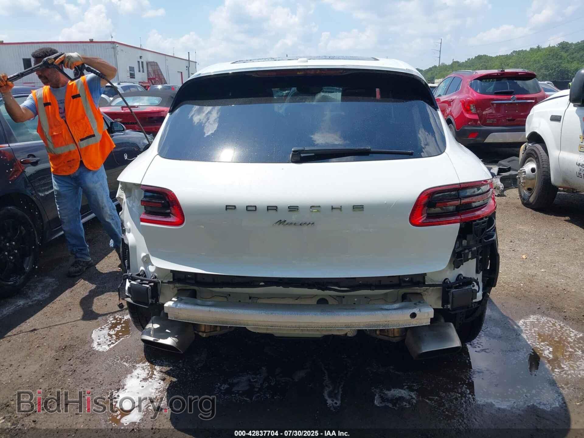 2018 PORSCHE MACAN - VIN: WP1AA2A55JLB07714 - Photo 16