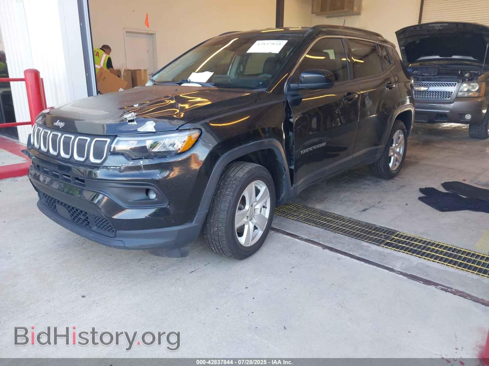 2022 JEEP COMPASS - VIN: 3C4NJDBB7NT143854 - Фото 2