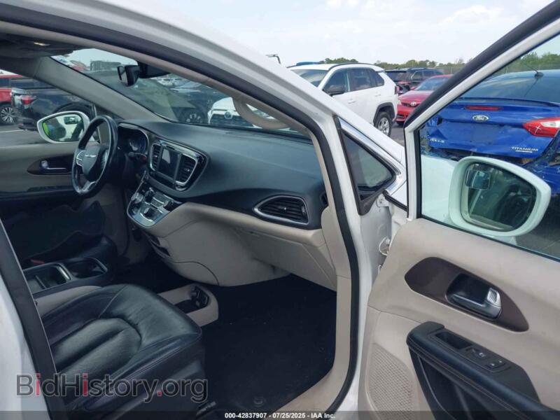 2019 Chrysler PACIFICA (VIN 2C4RC1BG5KR627008) — фото 5 из 15