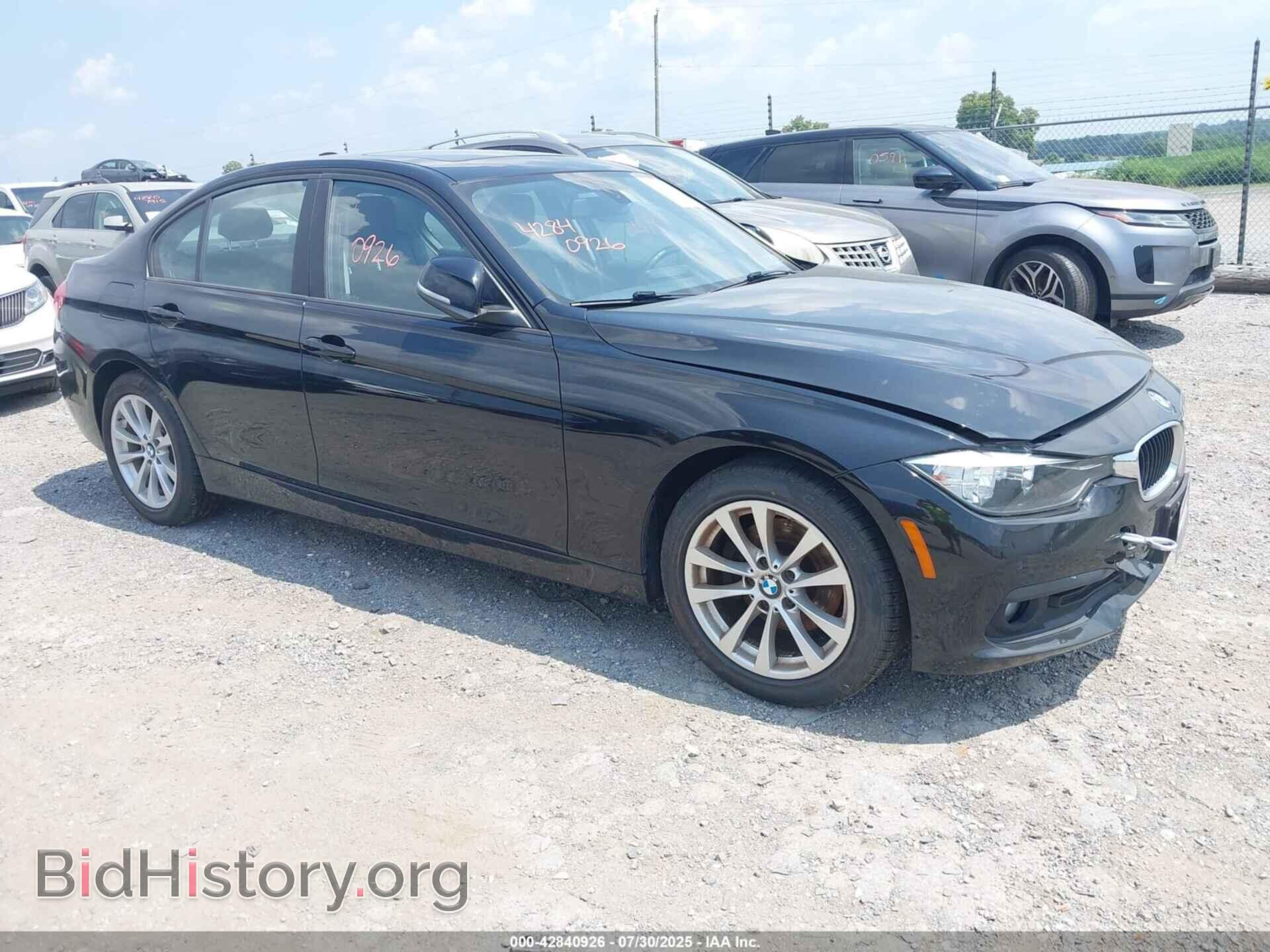 Photo WBA8E5G55GNU20057 - BMW 320I 2016