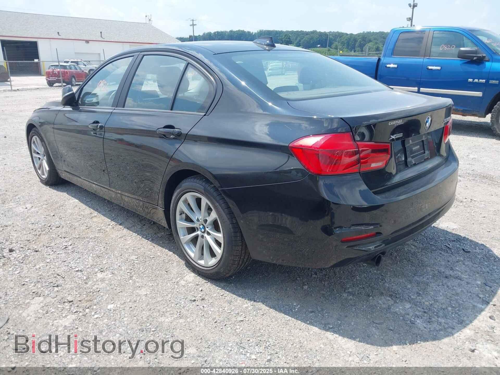 2016 BMW 320I - VIN: WBA8E5G55GNU20057 - Фото 3