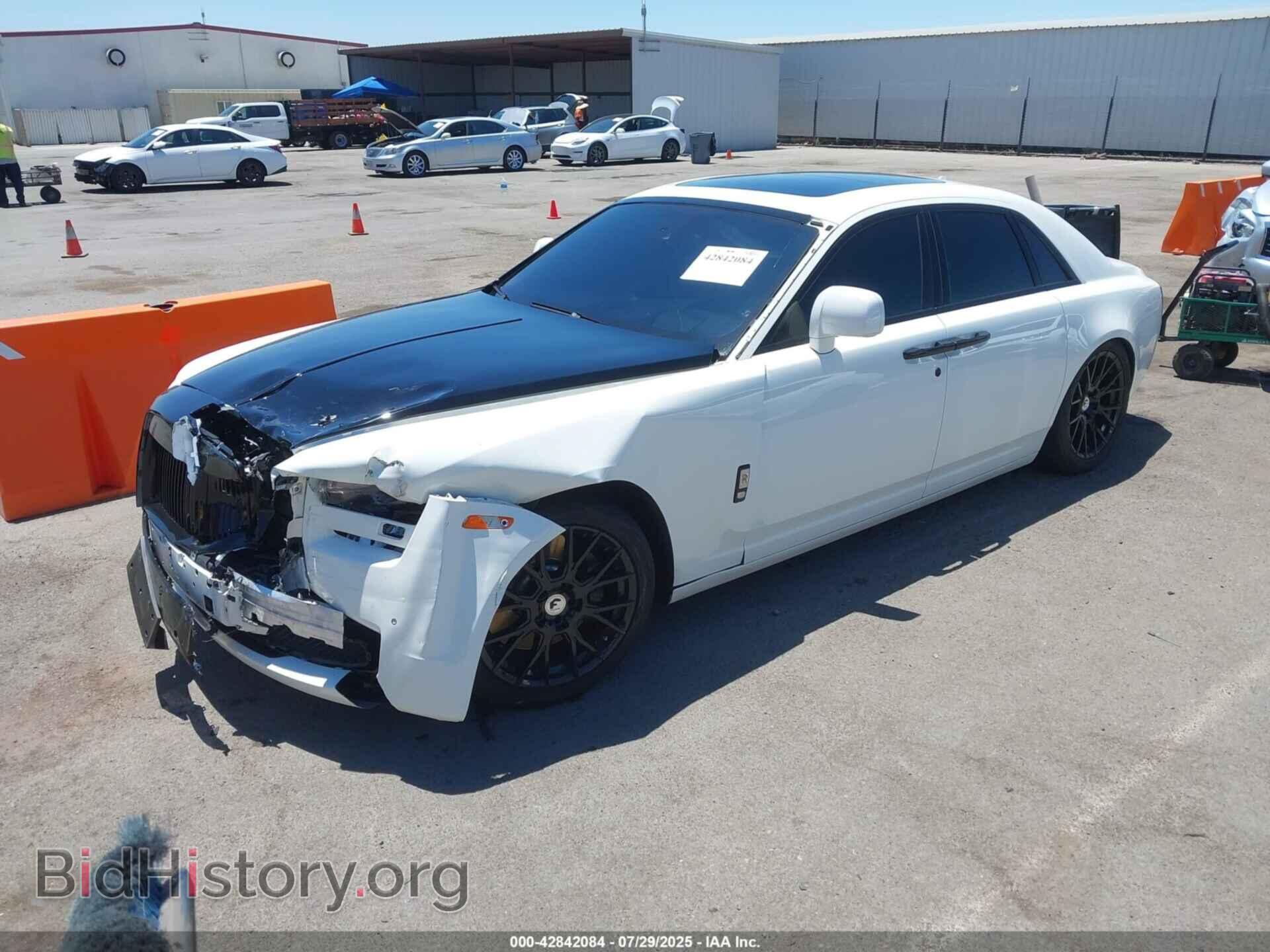 2011 ROLLS-ROYCE GHOST - VIN: SCA664S53BUX50116 - Photo 2
