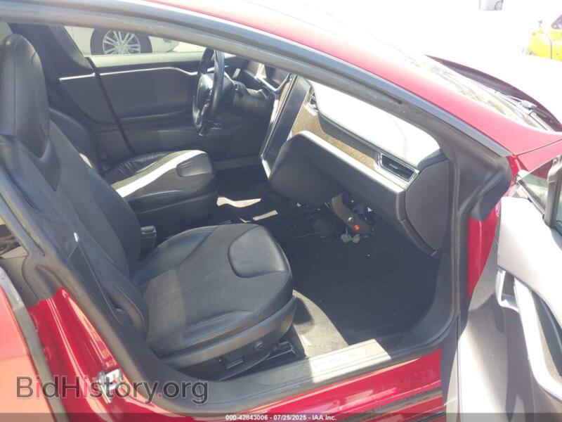 2013 Tesla MODEL S (VIN 5YJSA1CN2DFP09247) — фото 5 из 20