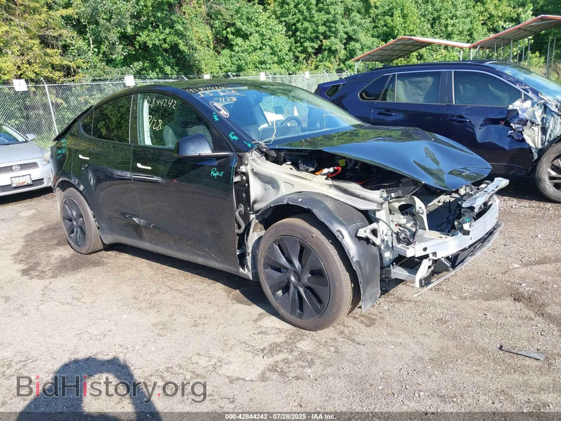 Фотография 7SAYGAEE5SF250799 - TESLA MODEL Y 2025