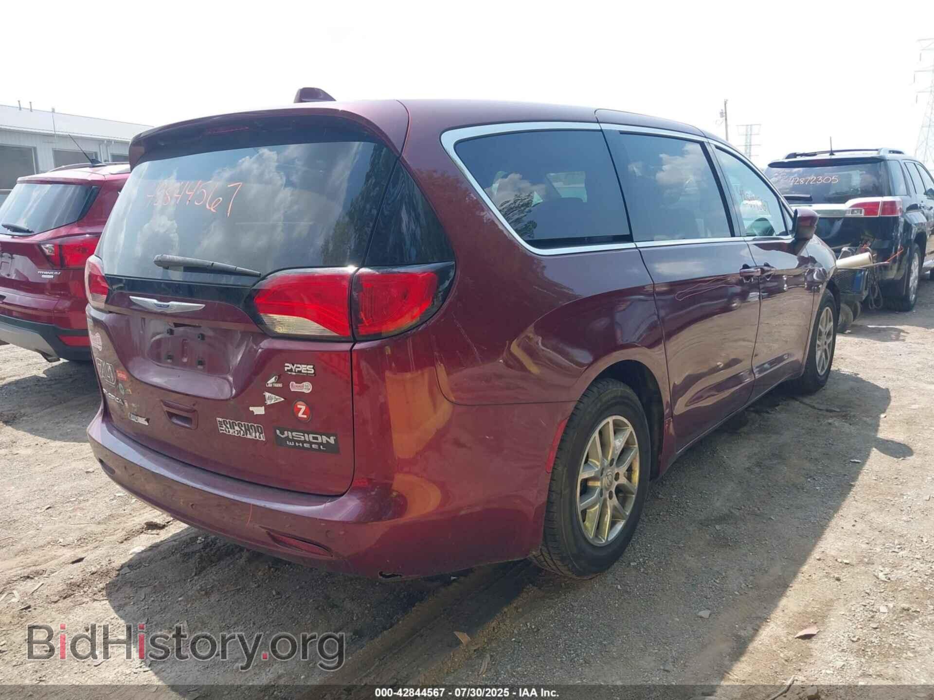 2018 CHRYSLER PACIFICA - VIN: 2C4RC1DG0JR163363 - Фото 4