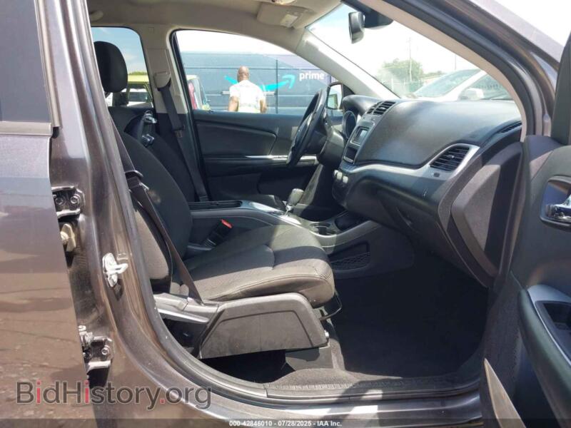 2019 Dodge JOURNEY (VIN 3C4PDCAB4KT856461) — photo 5 of 16