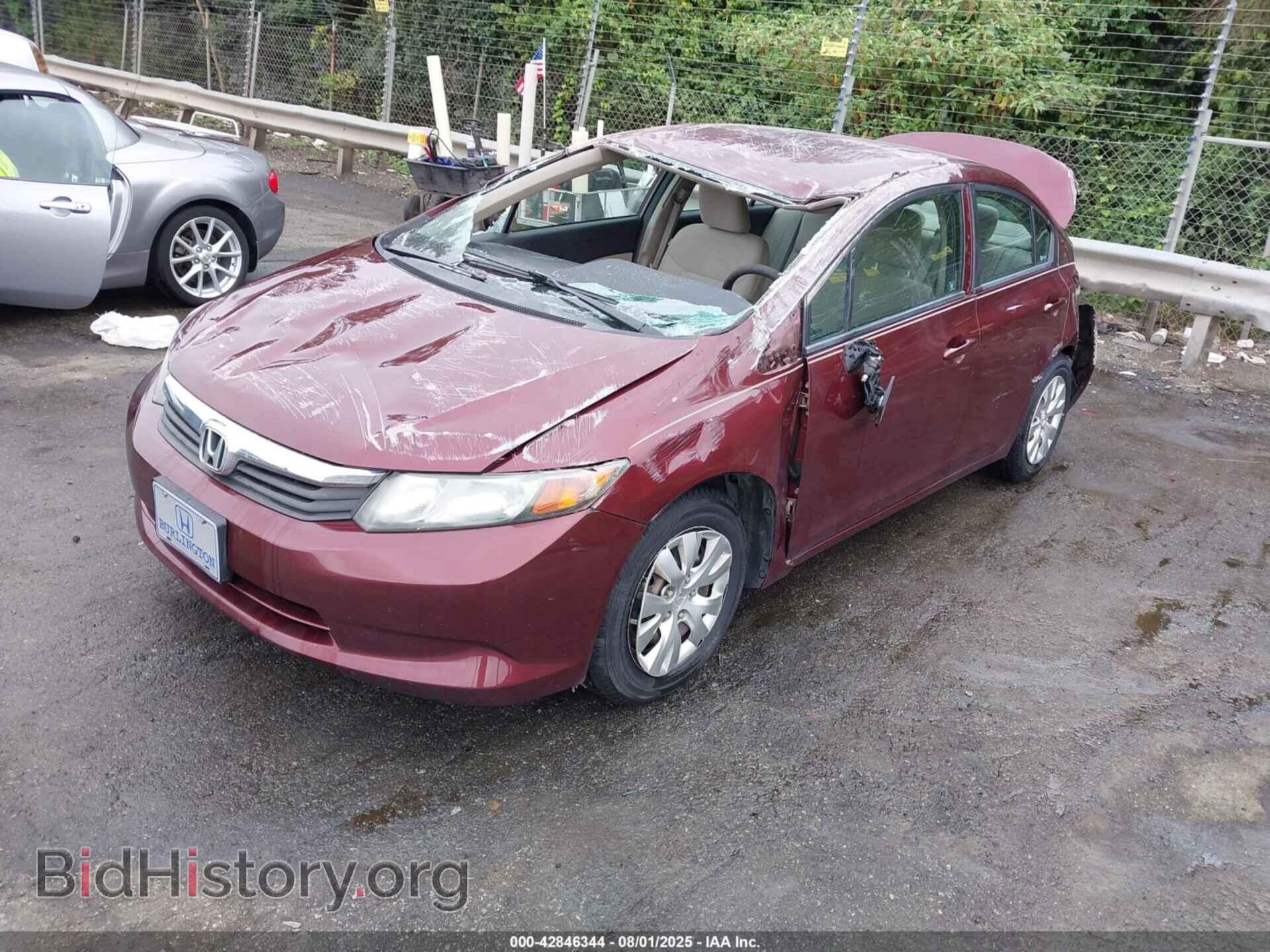 2012 HONDA CIVIC - VIN: 2HGFB2F50CH586767 - Фото 2