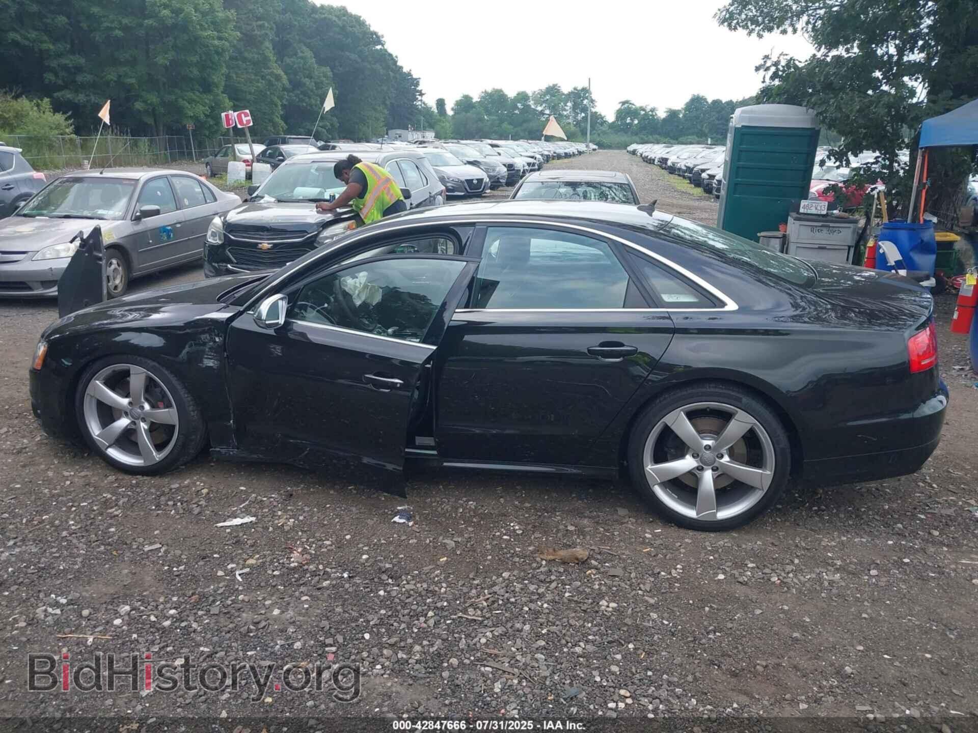 2013 AUDI S8 - VIN: WAUD2AFD9DN033113 - Photo 14