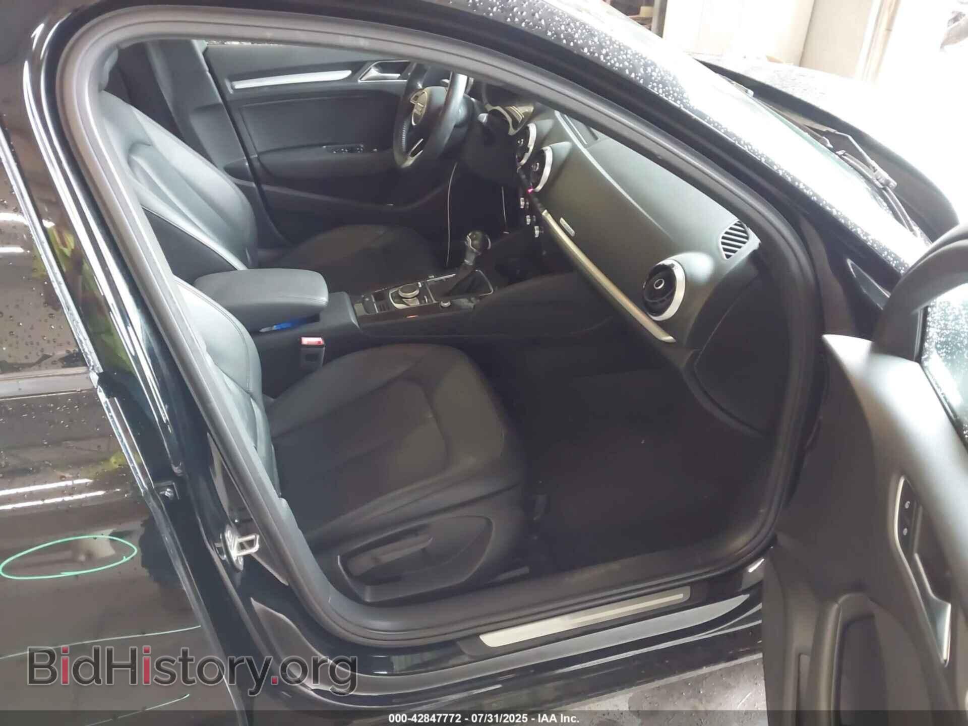 2017 AUDI A3 - VIN: WAUB8GFF5H1052345 - Фото 5