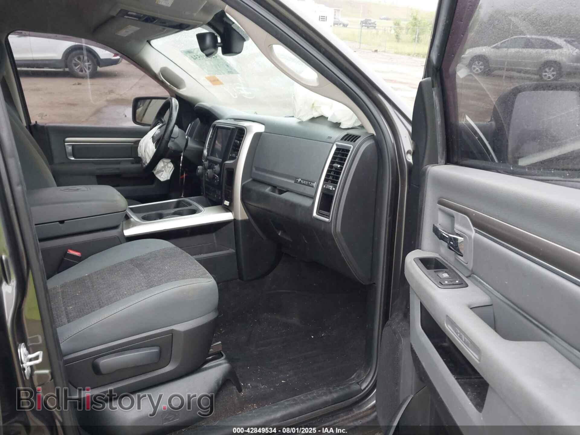 2017 RAM 1500 - VIN: 3C6RR7LT6HG688239 - Фото 5