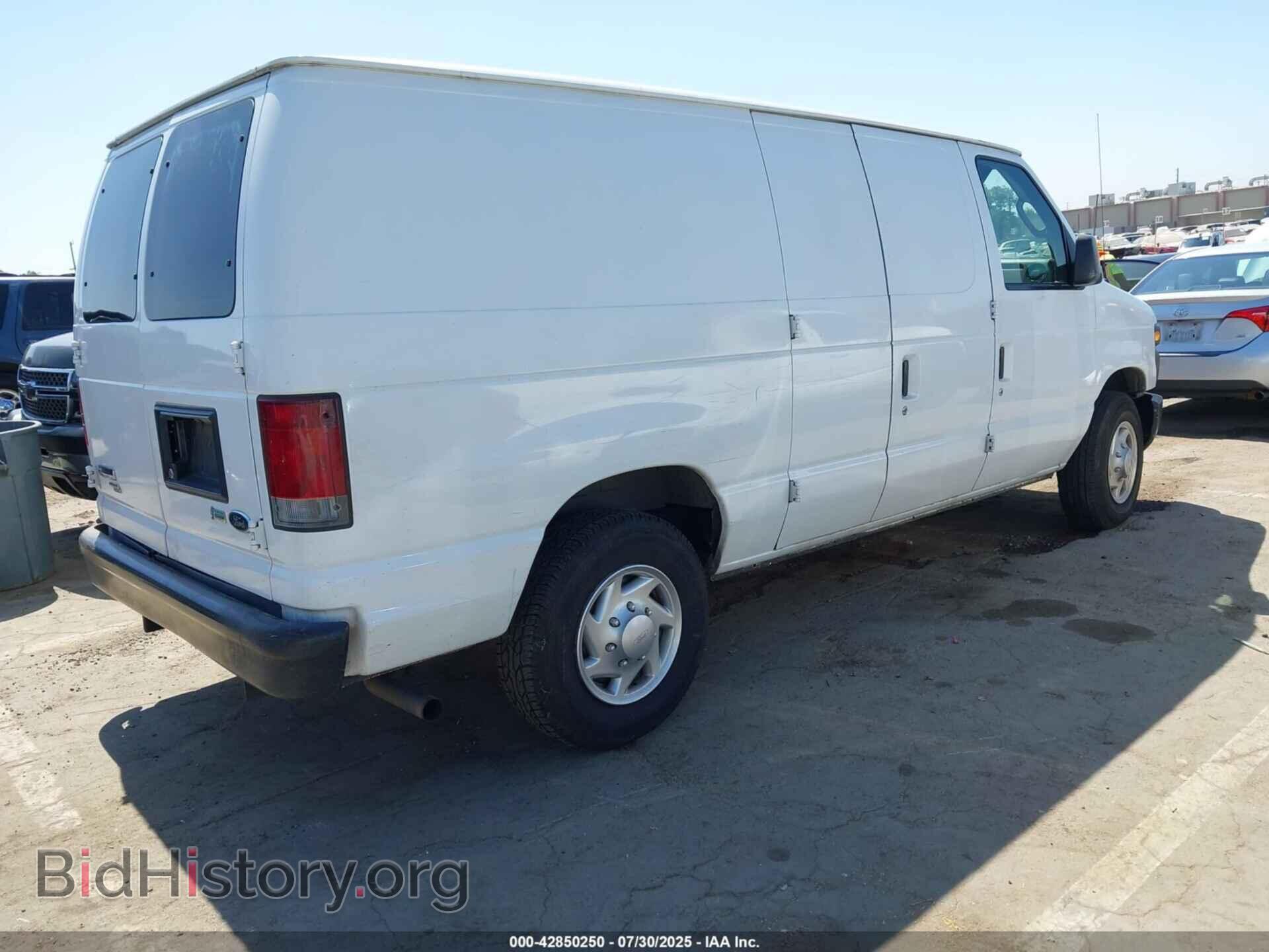 2011 FORD E-150 - VIN: 1FTNE1EW9BDA08877 - Фото 4