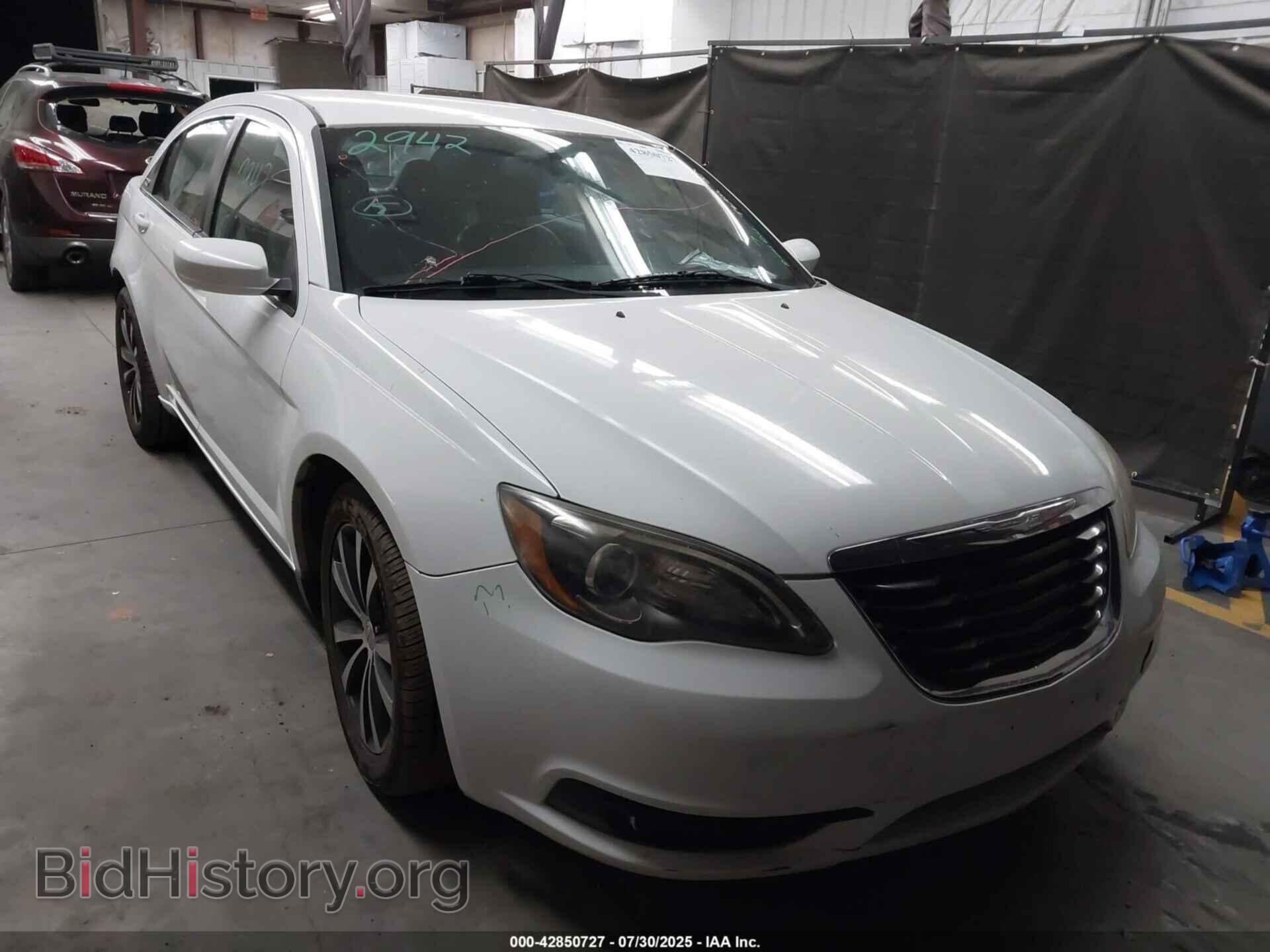 Фотография 1C3CCBHG6CN249366 - CHRYSLER 200 2012