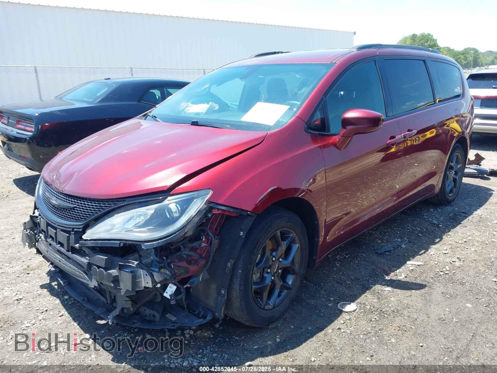 2019 CHRYSLER PACIFICA - VIN: 2C4RC1EG6KR666430 - Фото 2