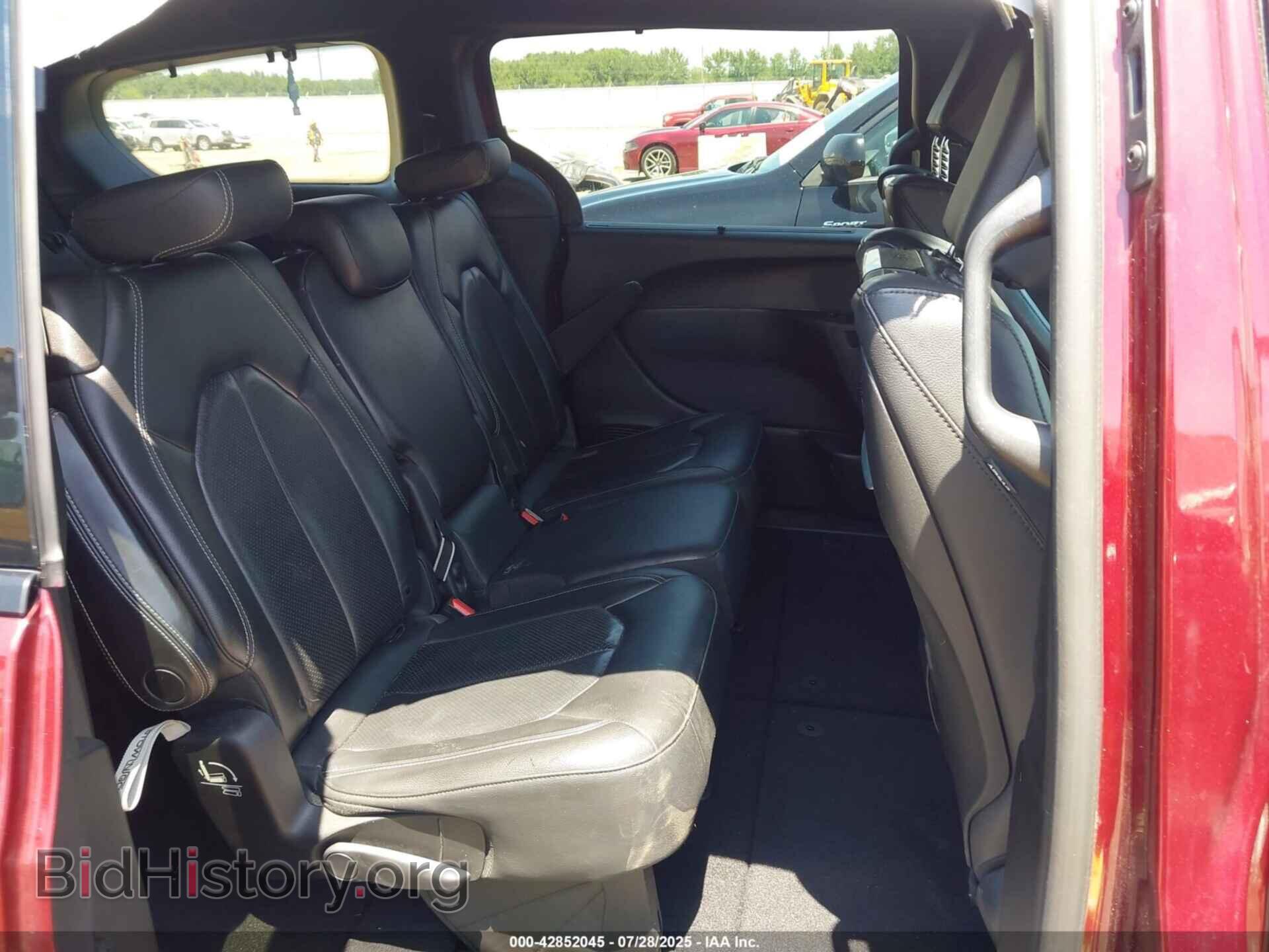 2019 CHRYSLER PACIFICA - VIN: 2C4RC1EG6KR666430 - Фото 8