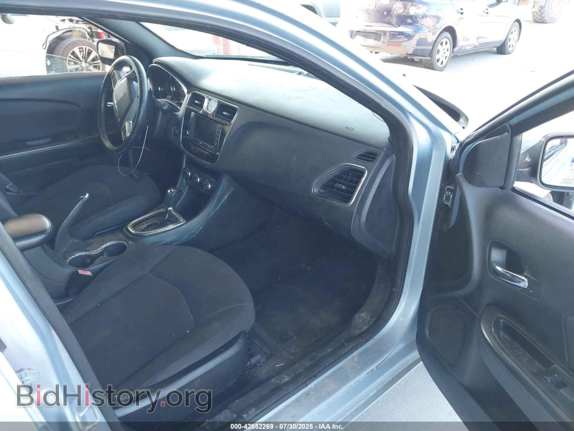 2014 CHRYSLER 200 - VIN: 1C3CCBBB5EN137559 - Фото 5