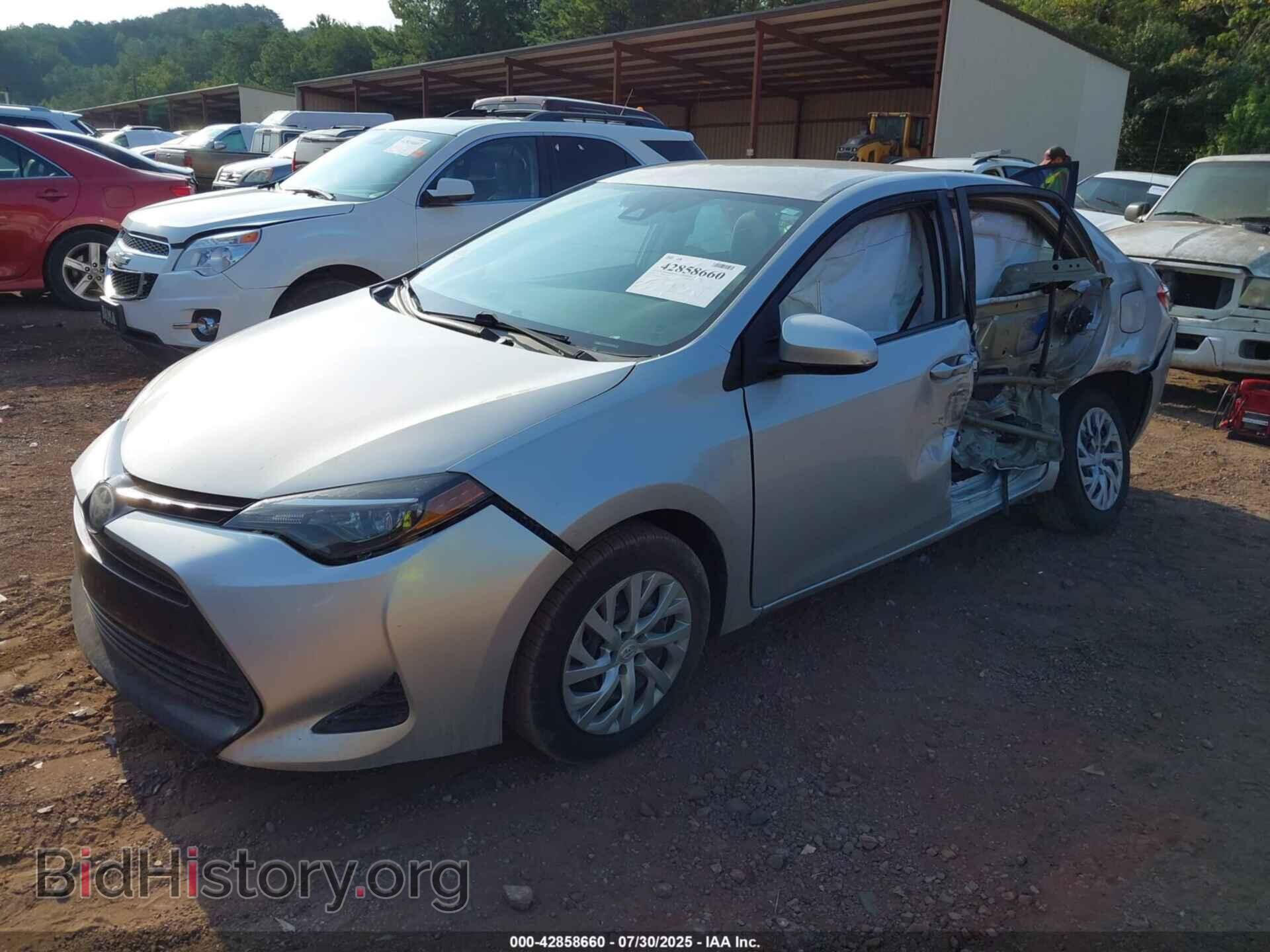 2018 TOYOTA COROLLA - VIN: 5YFBURHEXJP830106 - Фото 2
