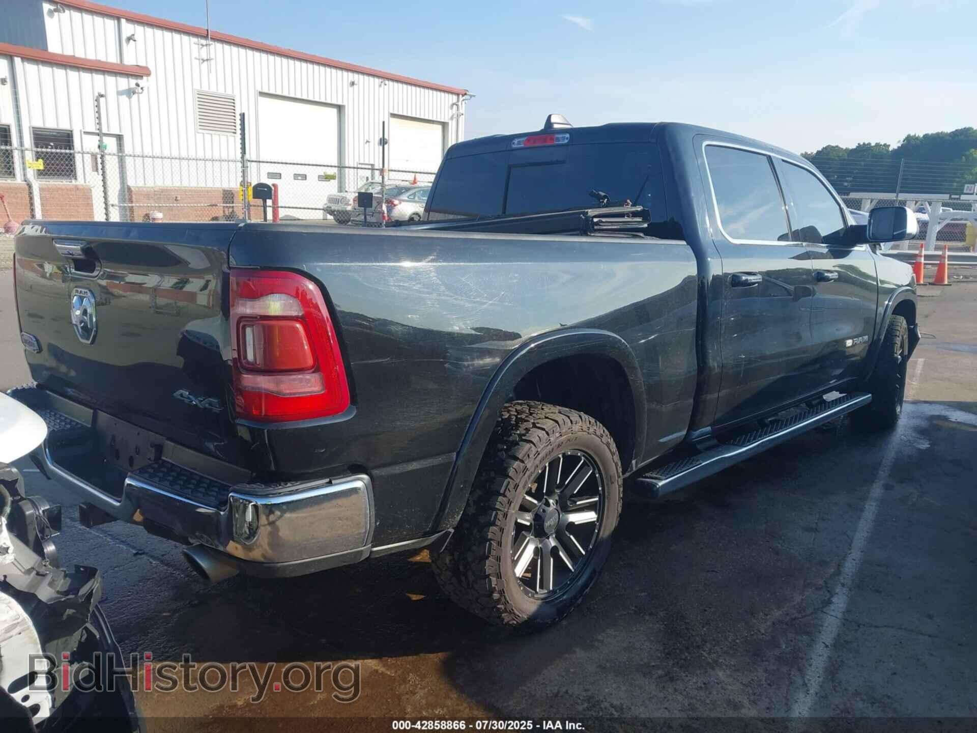 2019 RAM 1500 - VIN: 1C6SRFST8KN520355 - Фото 4