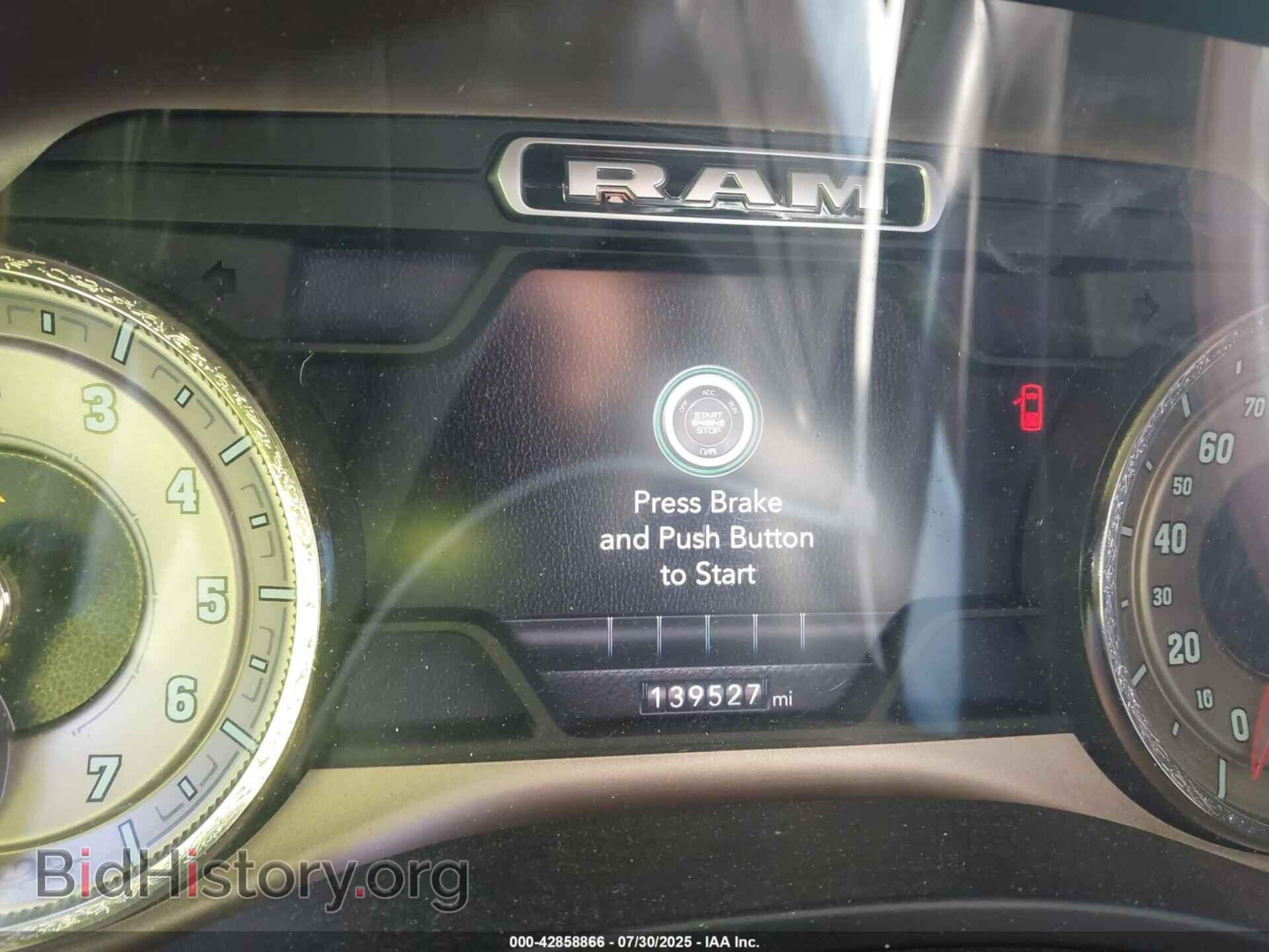 2019 RAM 1500 - VIN: 1C6SRFST8KN520355 - Фото 7