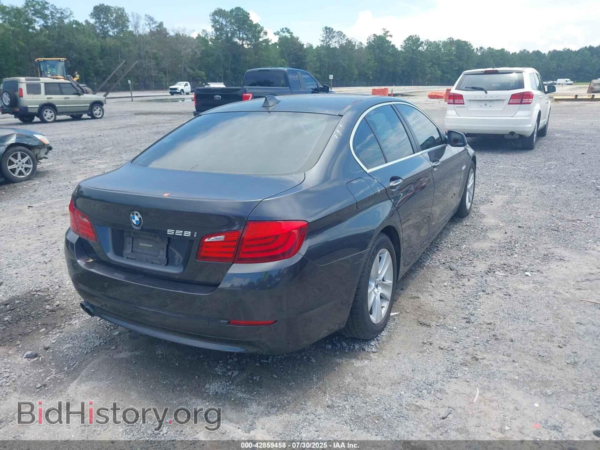 2011 BMW 528I - VIN: WBAFR1C51BC741544 - Фото 4