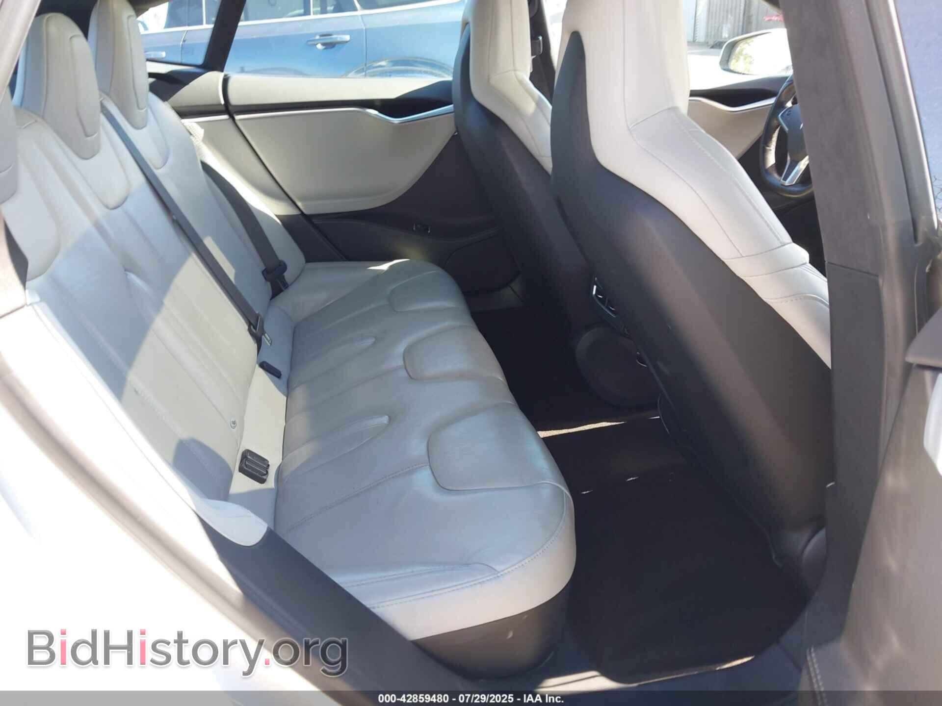 2016 TESLA MODEL S - VIN: 5YJSA1E1XGF147189 - Фото 8