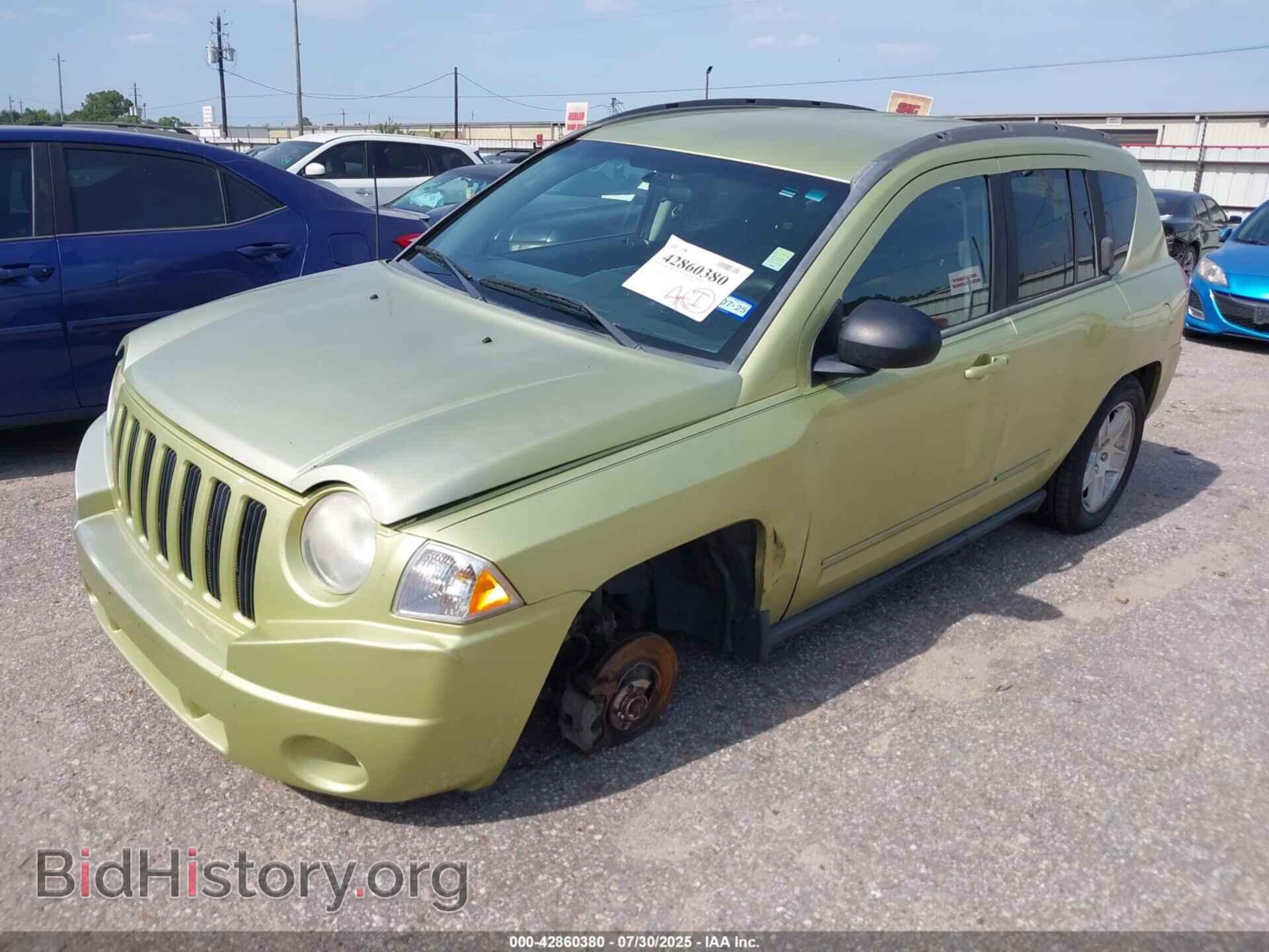 2010 JEEP COMPASS - VIN: 1J4NT4FB9AD537855 - Photo 2