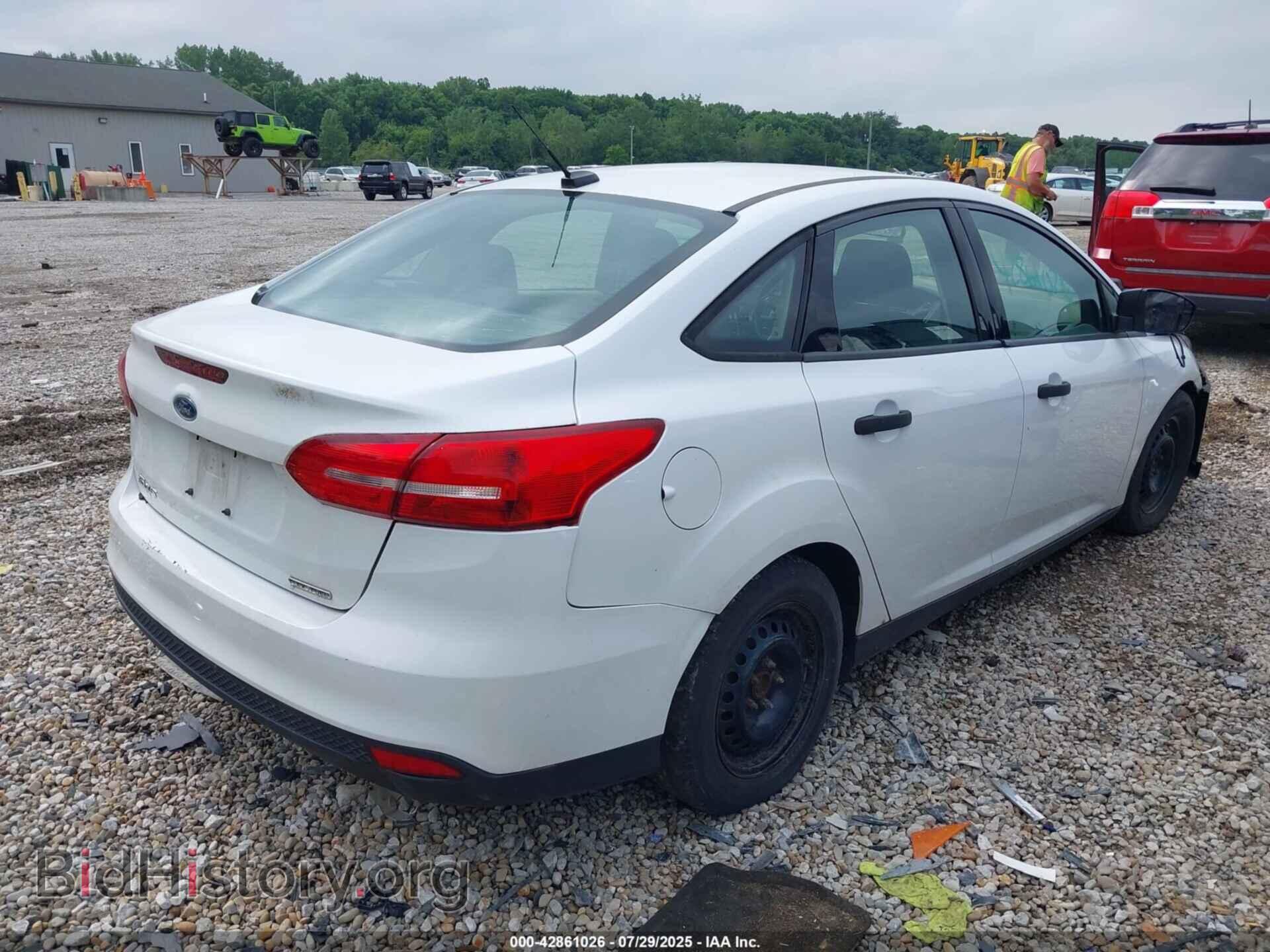 2016 FORD FOCUS - VIN: 1FADP3E2XGL208197 - Фото 4