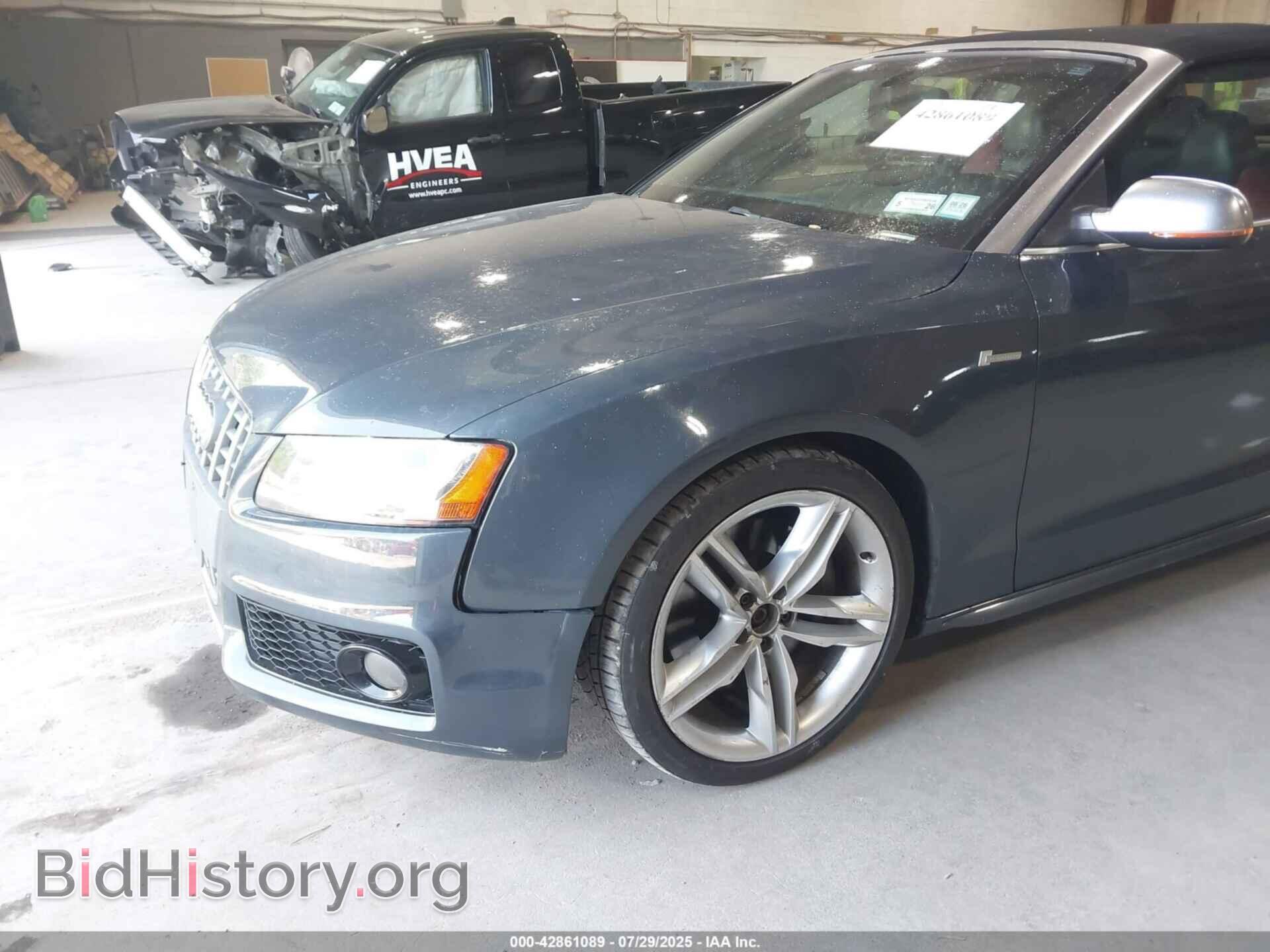 2011 AUDI S5 - VIN: WAUCGAFH2BN019549 - Фото 6