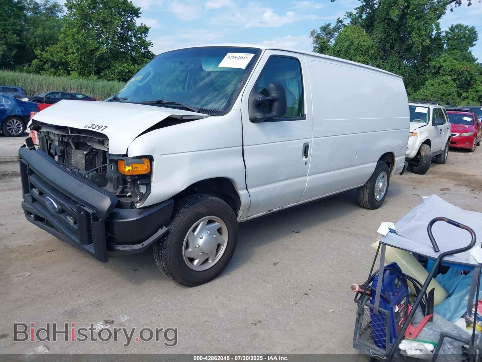 2011 FORD E-150 - VIN: 1FTNE1EW1BDA61850 - Фото 2