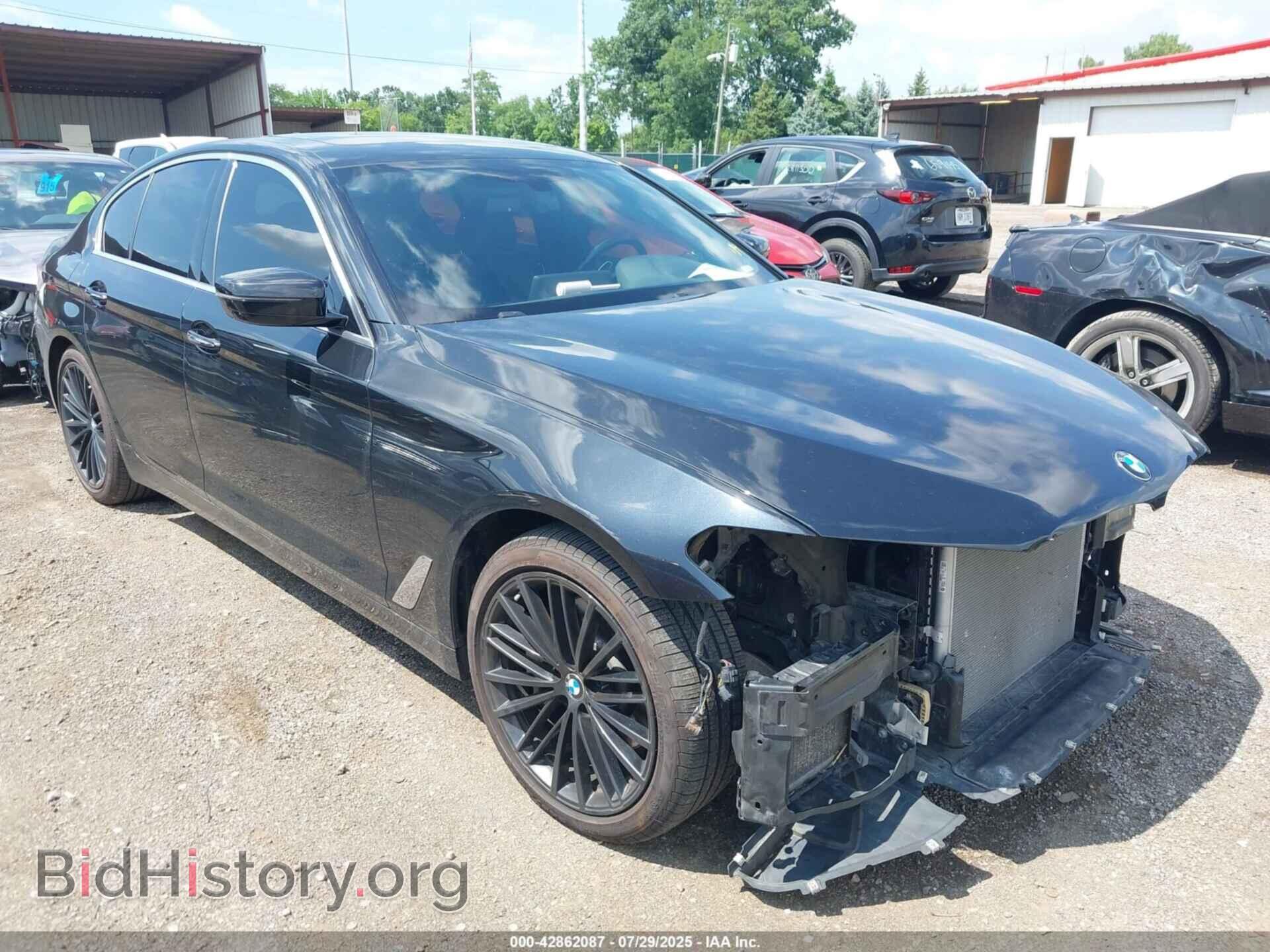 Photo WBAJE7C36HG890251 - BMW 540I 2017