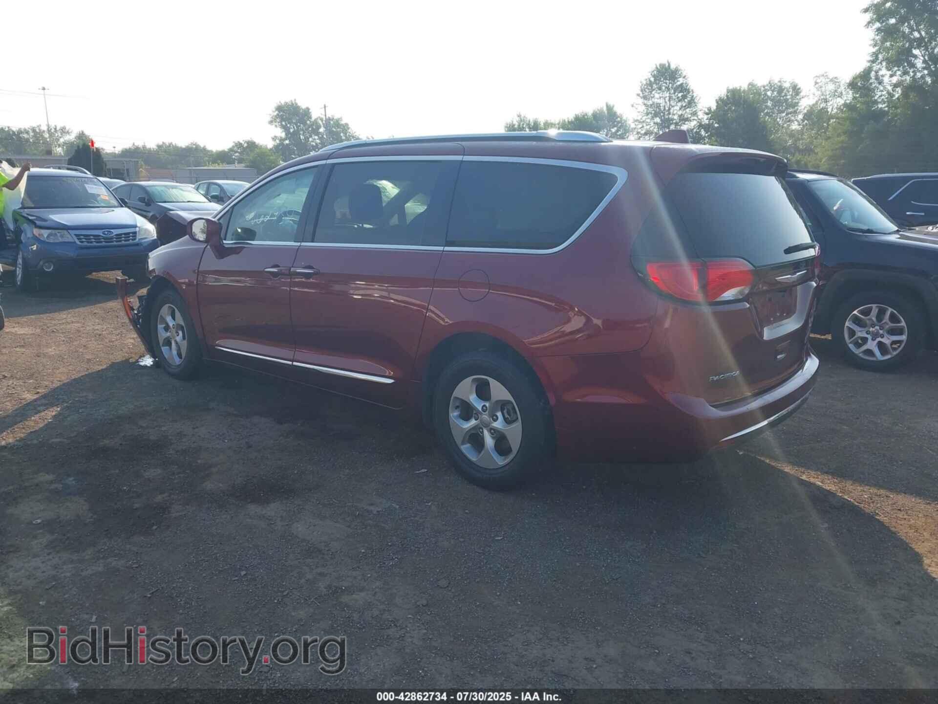 2017 CHRYSLER PACIFICA - VIN: 2C4RC1EG0HR627809 - Фото 3