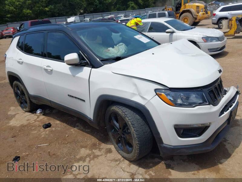 2019 Jeep COMPASS Altitude FWD (VIN 3C4NJCBB0KT802623) — фото 1 из 11, IAAI, повреждение: передняя часть