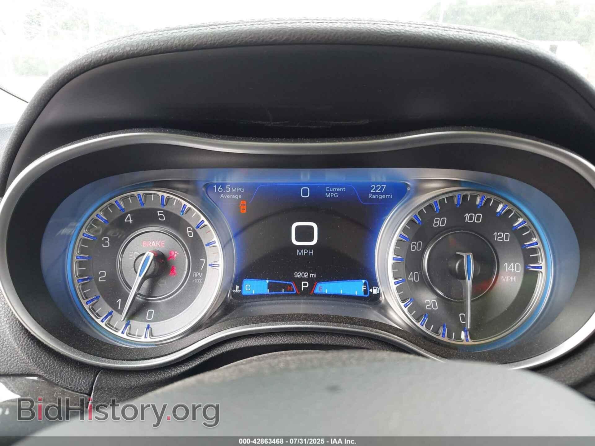 2023 CHRYSLER 300 - VIN: 2C3CCASG3PH677543 - Фото 7