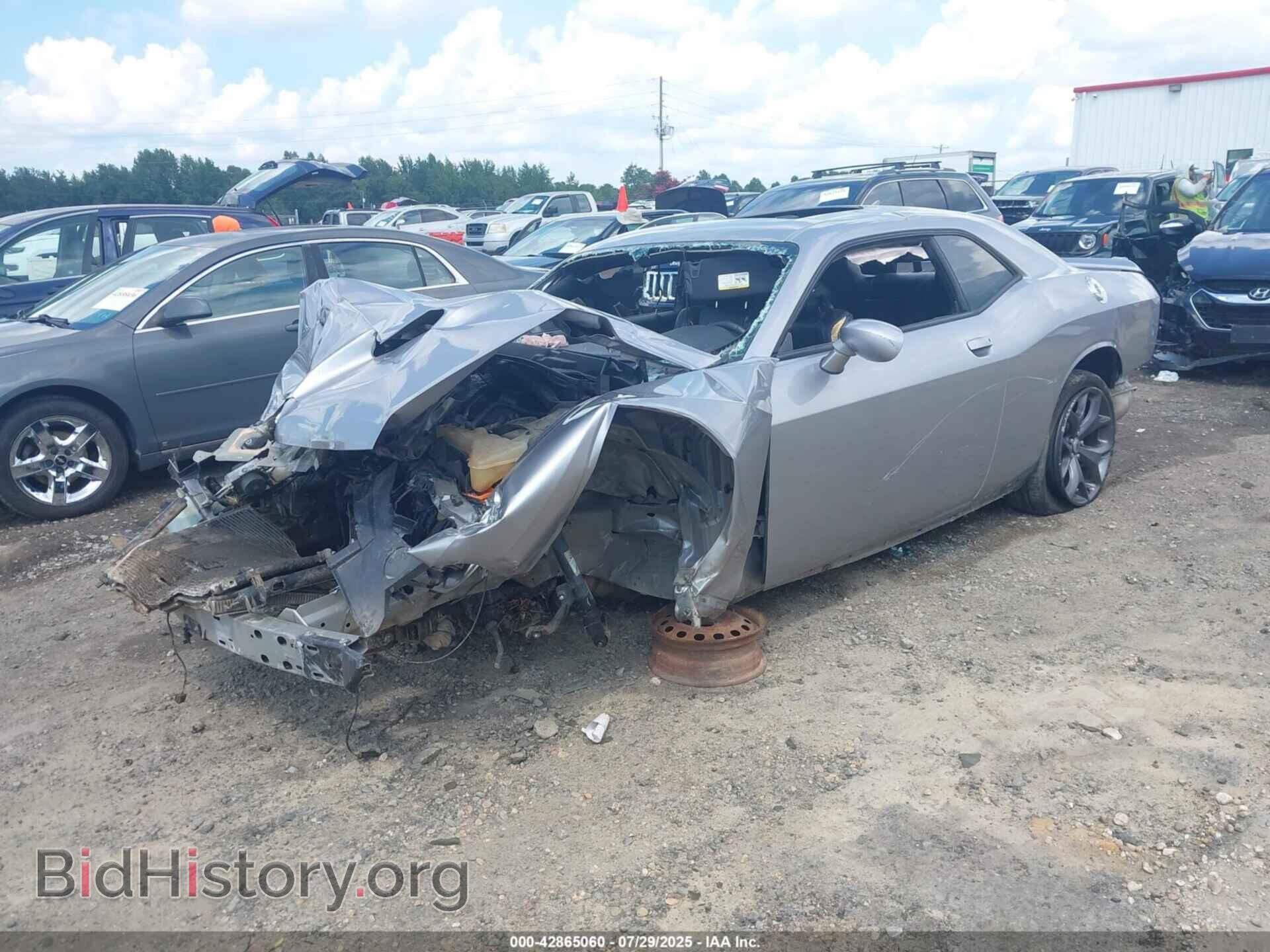 2018 DODGE CHALLENGER - VIN: 2C3CDZAGXJH258402 - Photo 2