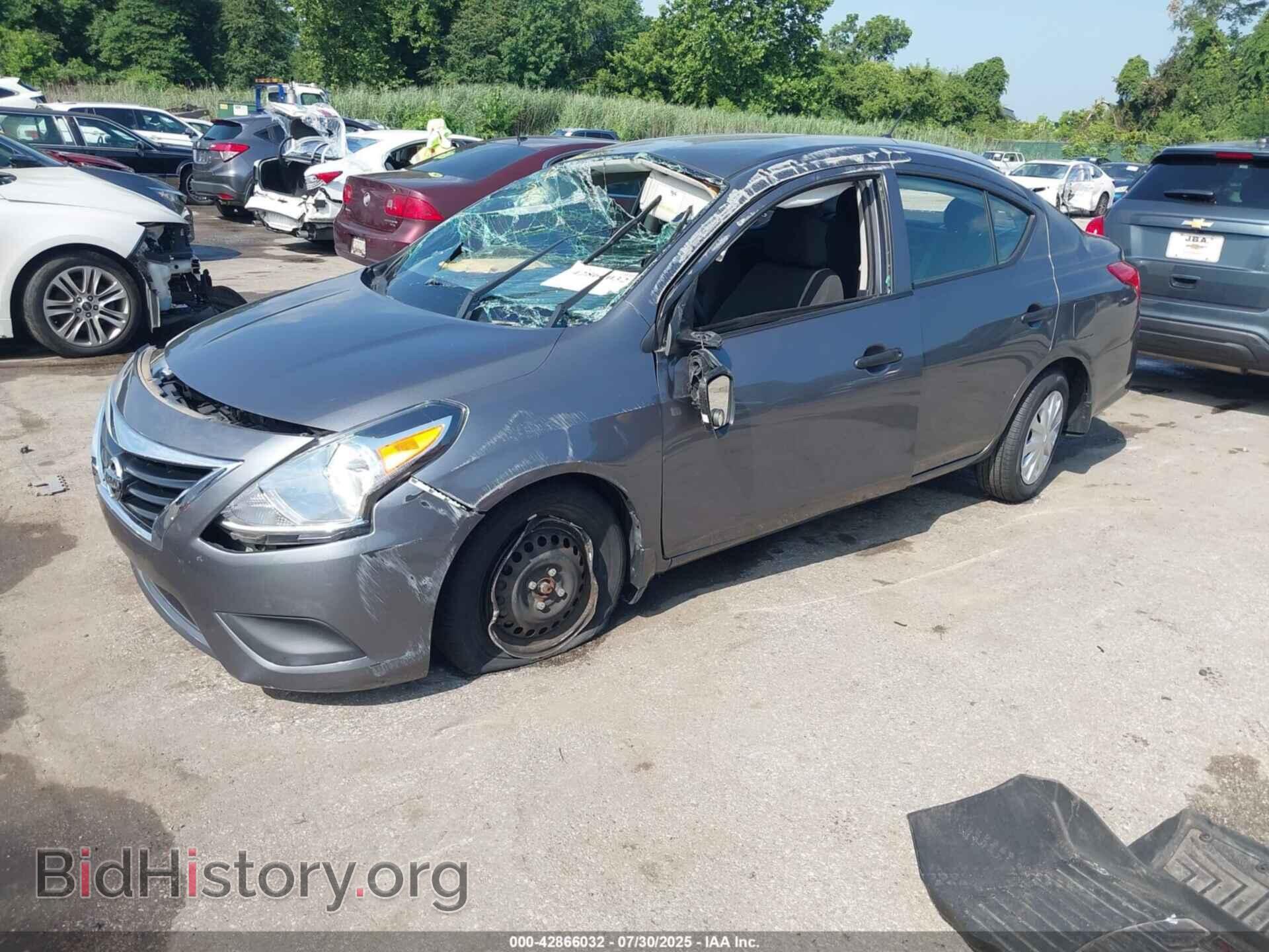 2019 NISSAN VERSA - VIN: 3N1CN7AP3KL879280 - Фото 2