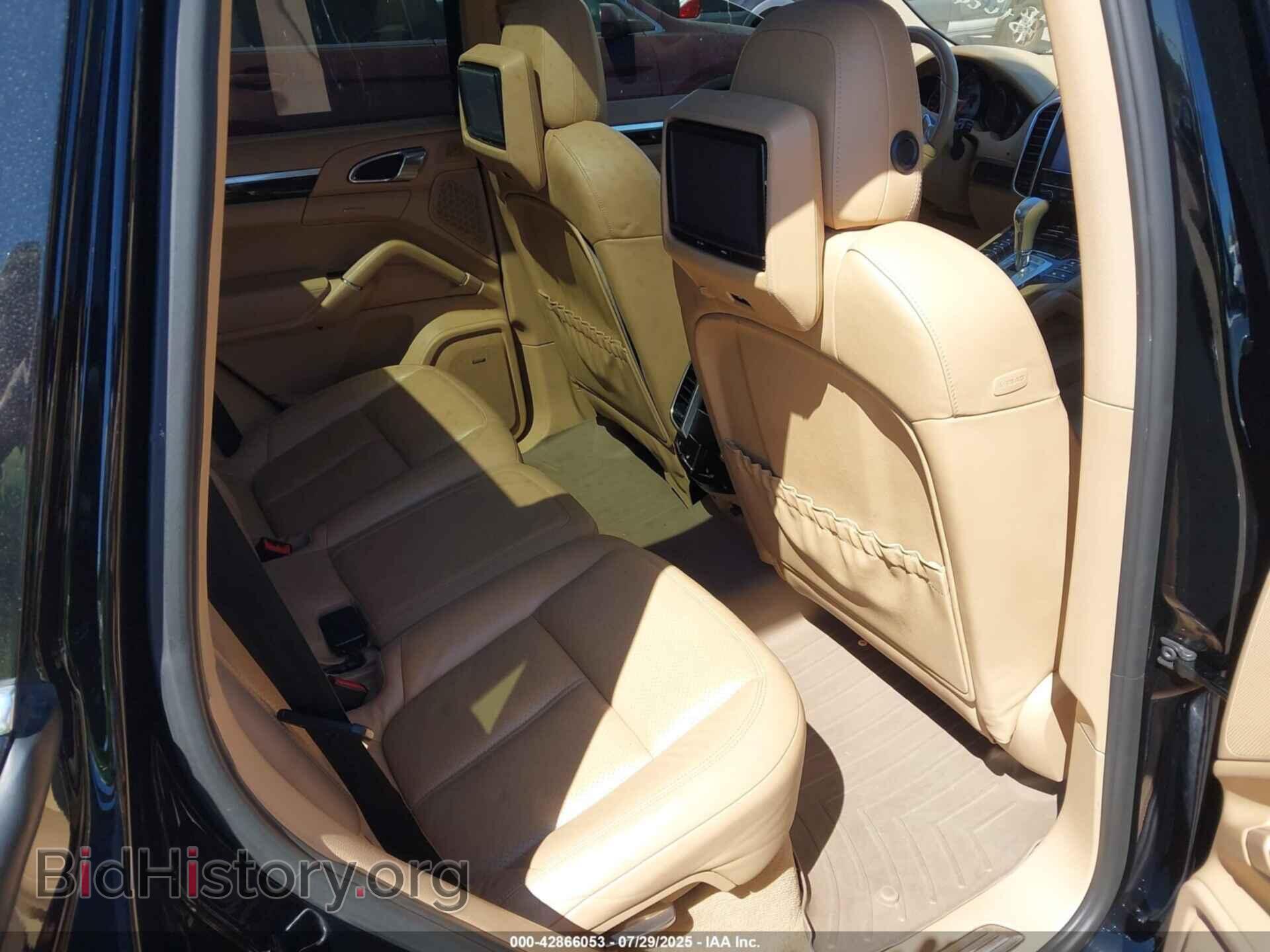 2012 PORSCHE CAYENNE - VIN: WP1AB2A23CLA44733 - Фото 8