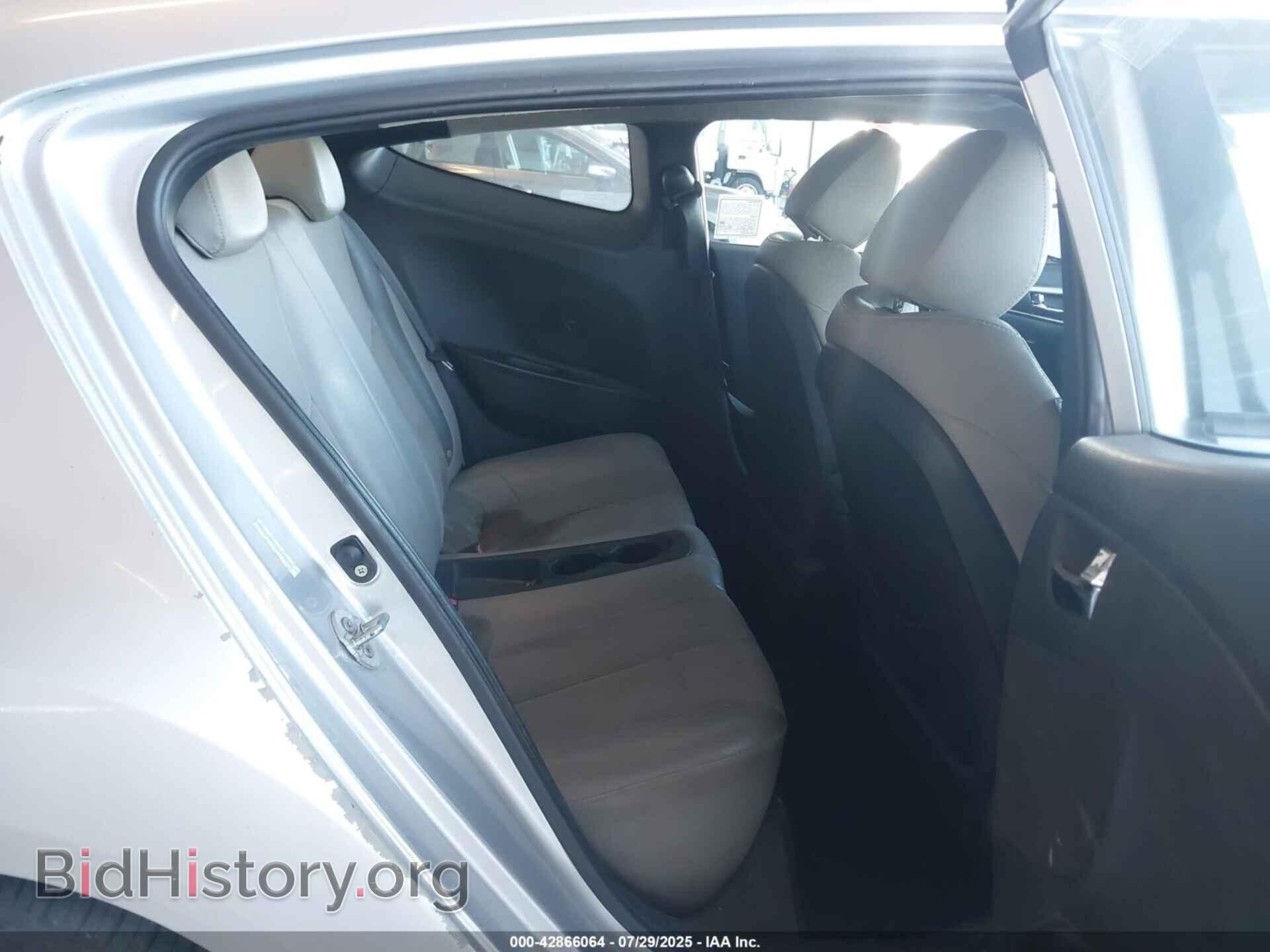 2012 HYUNDAI VELOSTER - VIN: KMHTC6AD7CU043770 - Фото 8
