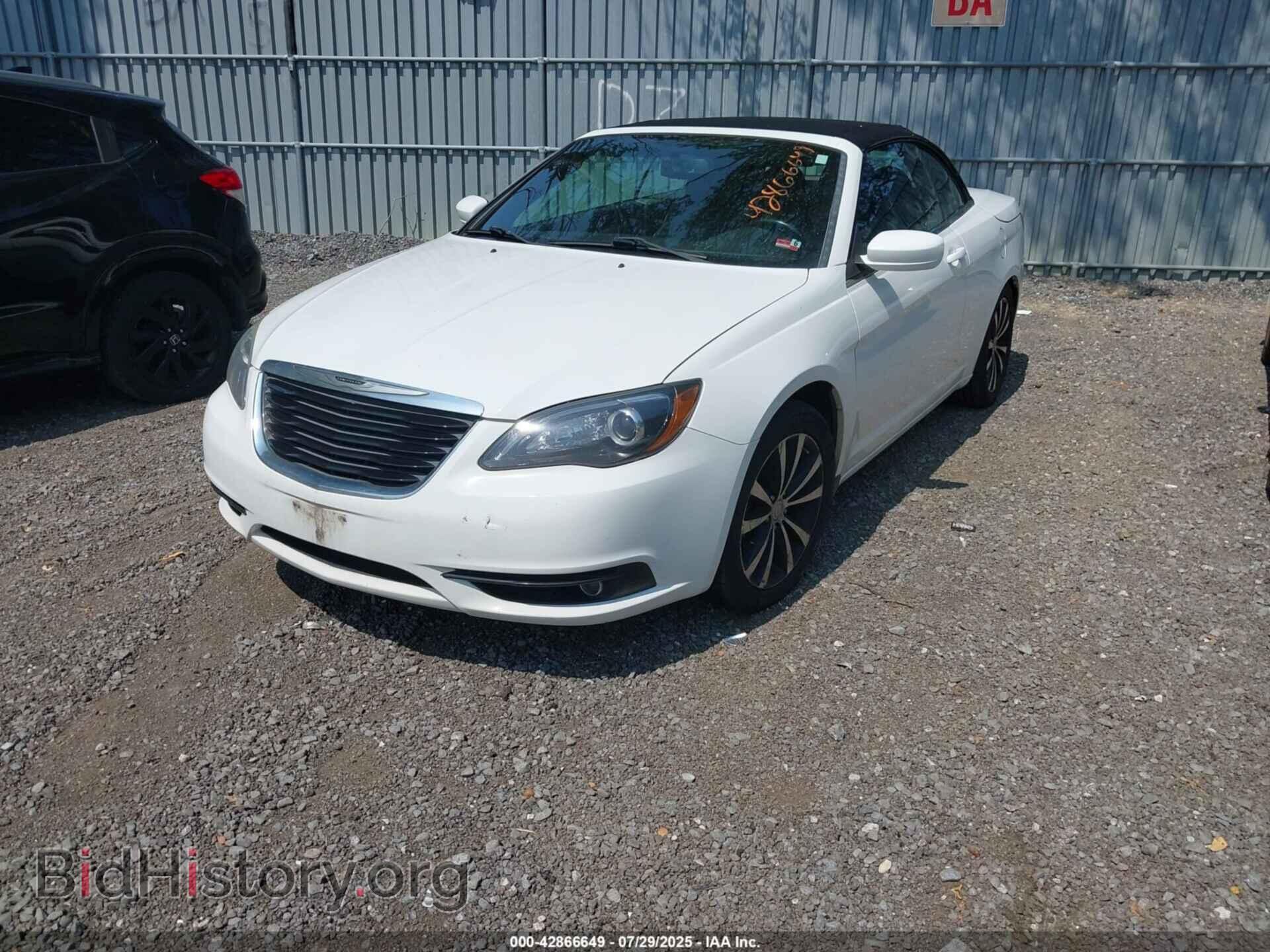 2013 CHRYSLER 200 - VIN: 1C3BCBGG9DN683537 - Photo 2