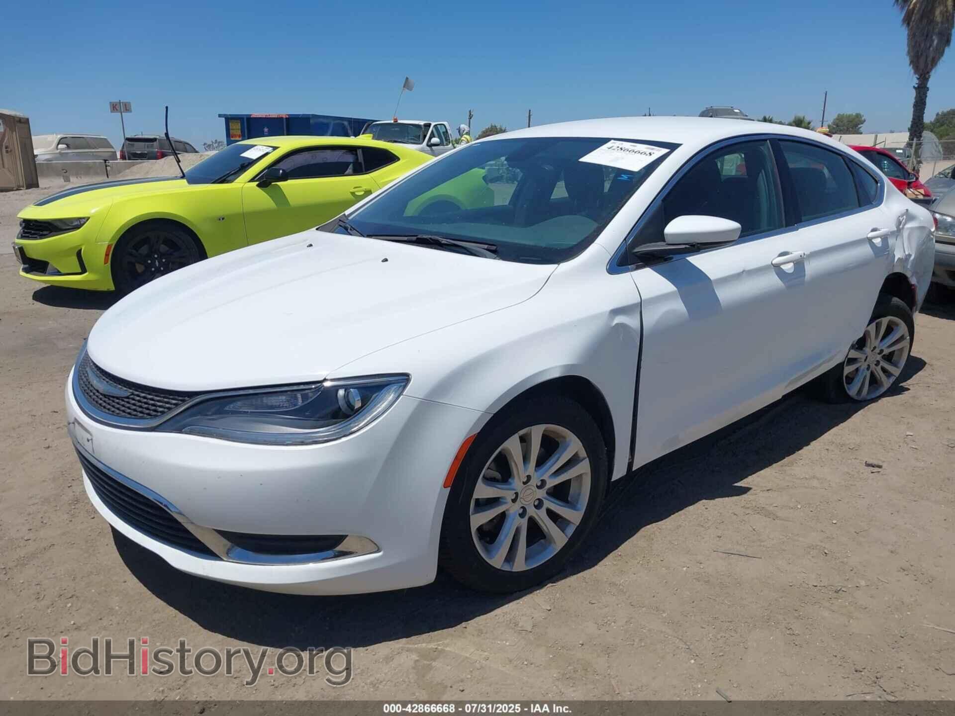 2016 CHRYSLER 200 - VIN: 1C3CCCAB6GN127522 - Фото 2