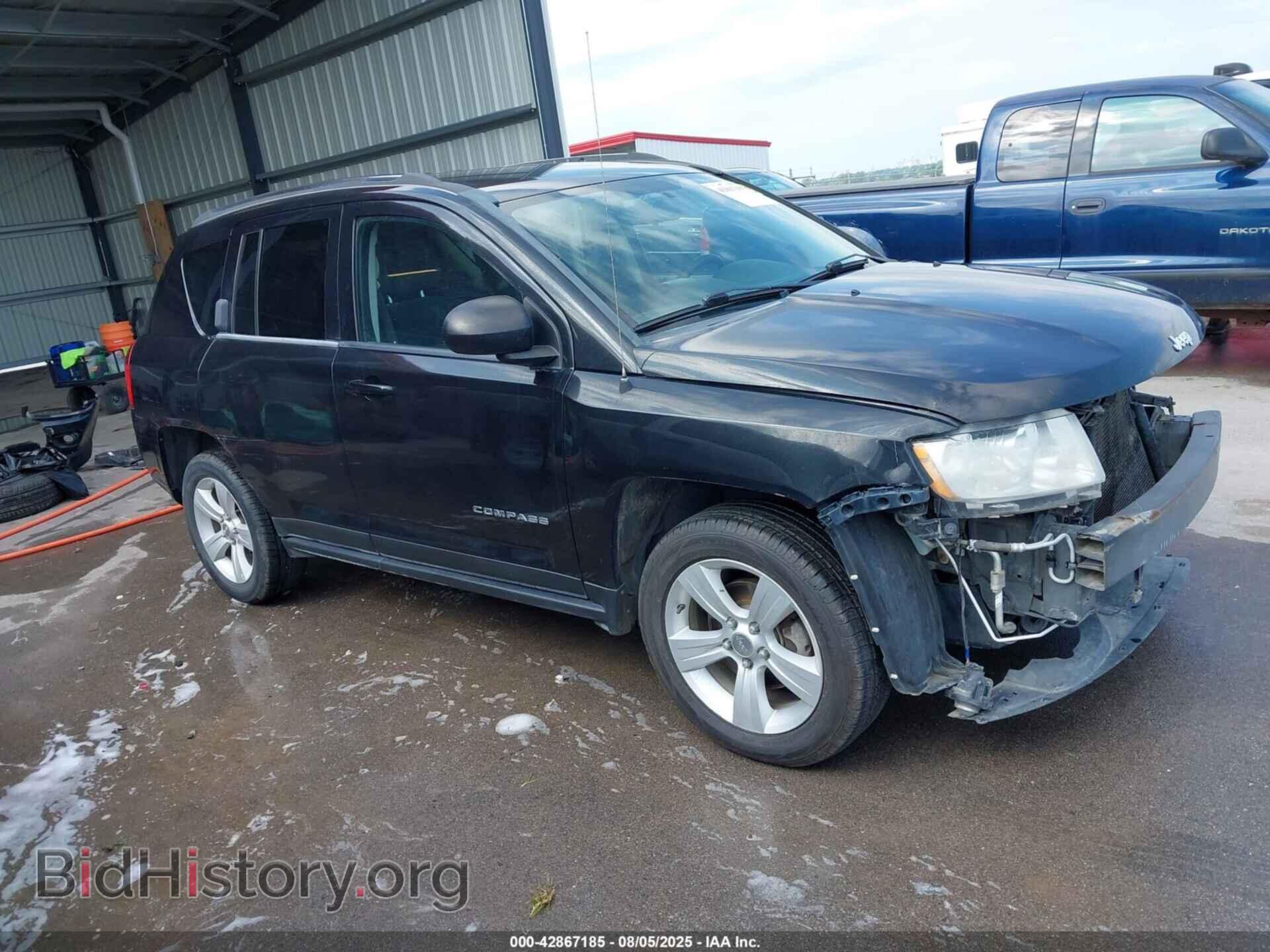 Photo 1J4NT1FB7BD151466 - JEEP COMPASS 2011