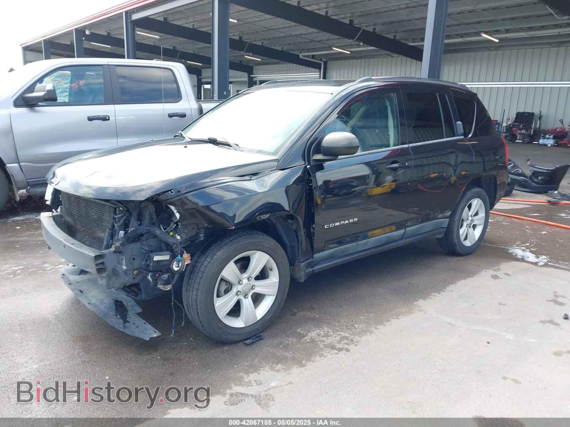 2011 JEEP COMPASS - VIN: 1J4NT1FB7BD151466 - Photo 2