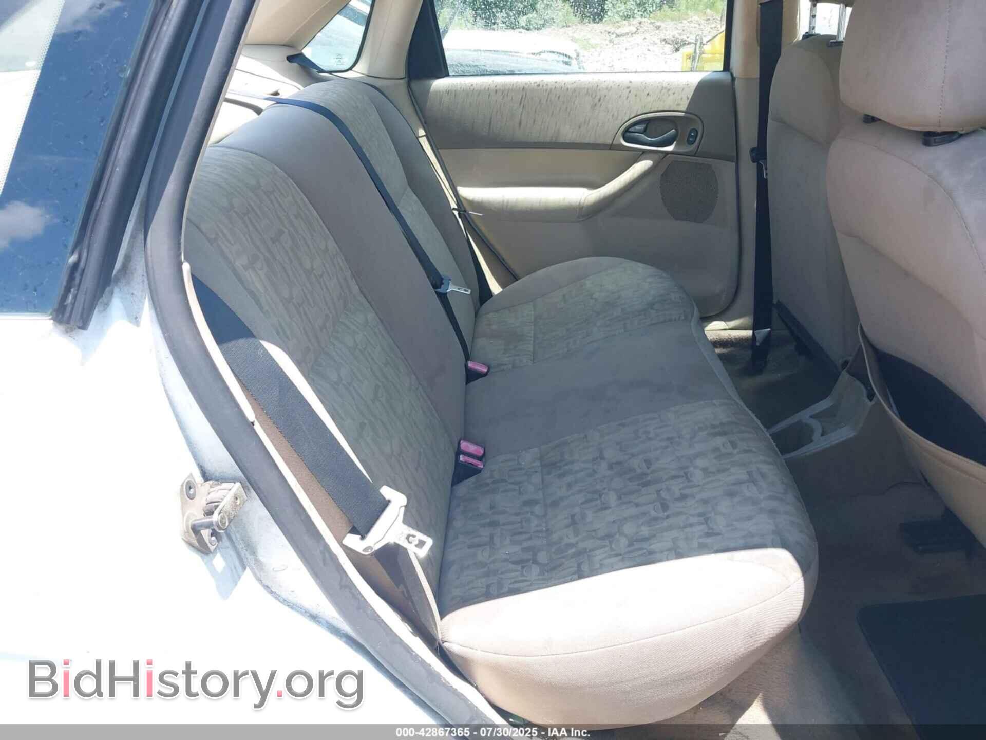 2005 FORD FOCUS - VIN: 1FAFP34N25W257314 - Фото 8