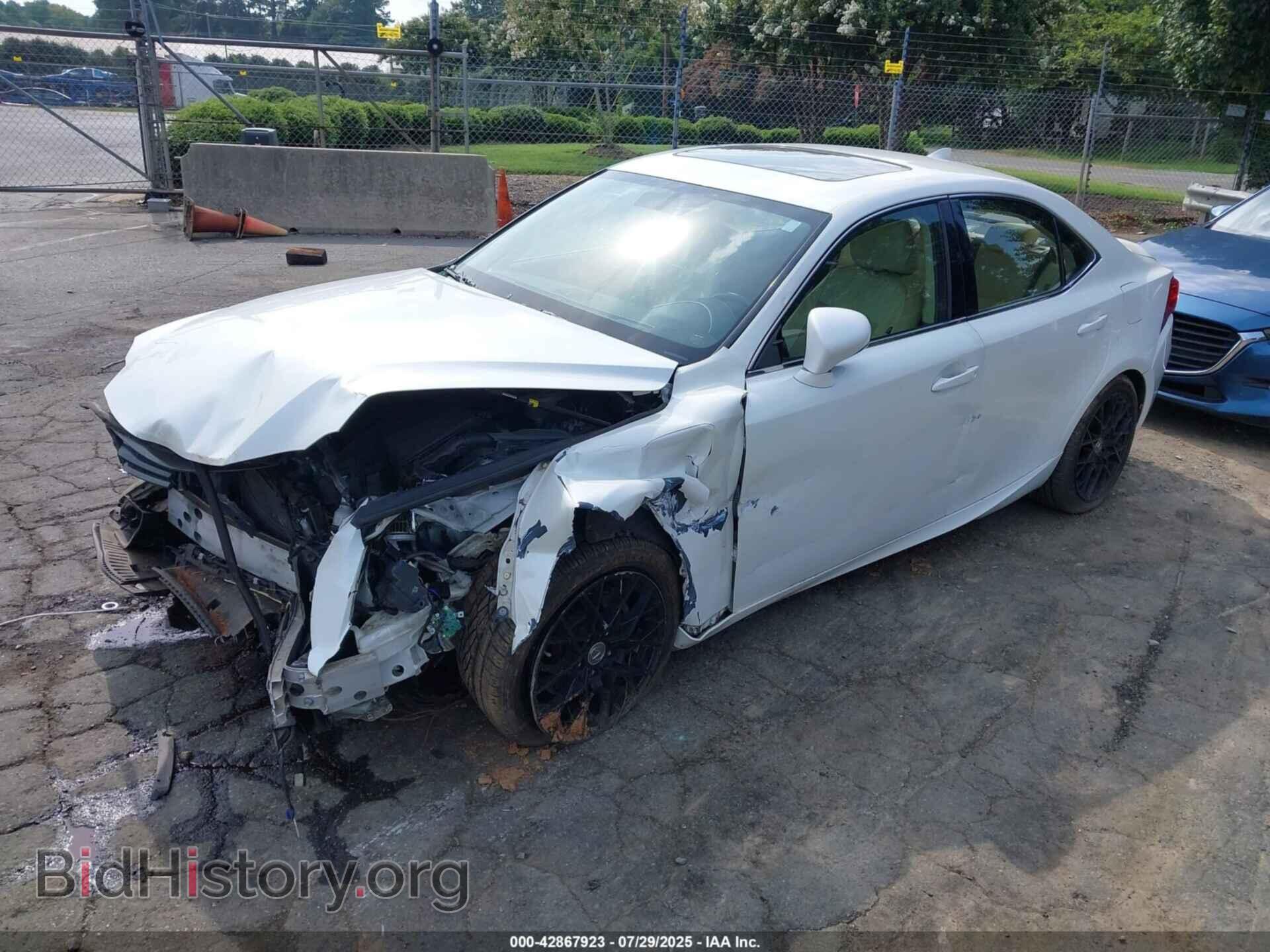 2014 LEXUS IS 250 - VIN: JTHBF1D22E5020302 - Photo 2