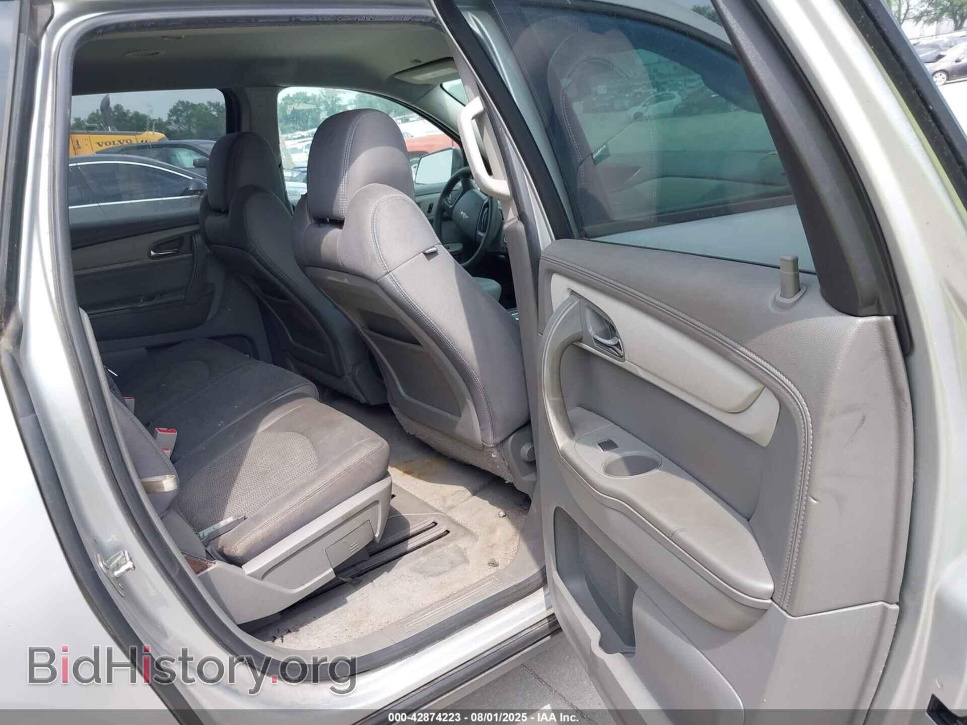 2015 CHEVROLET TRAVERSE - VIN: 1GNKRFED0FJ247767 - Фото 8
